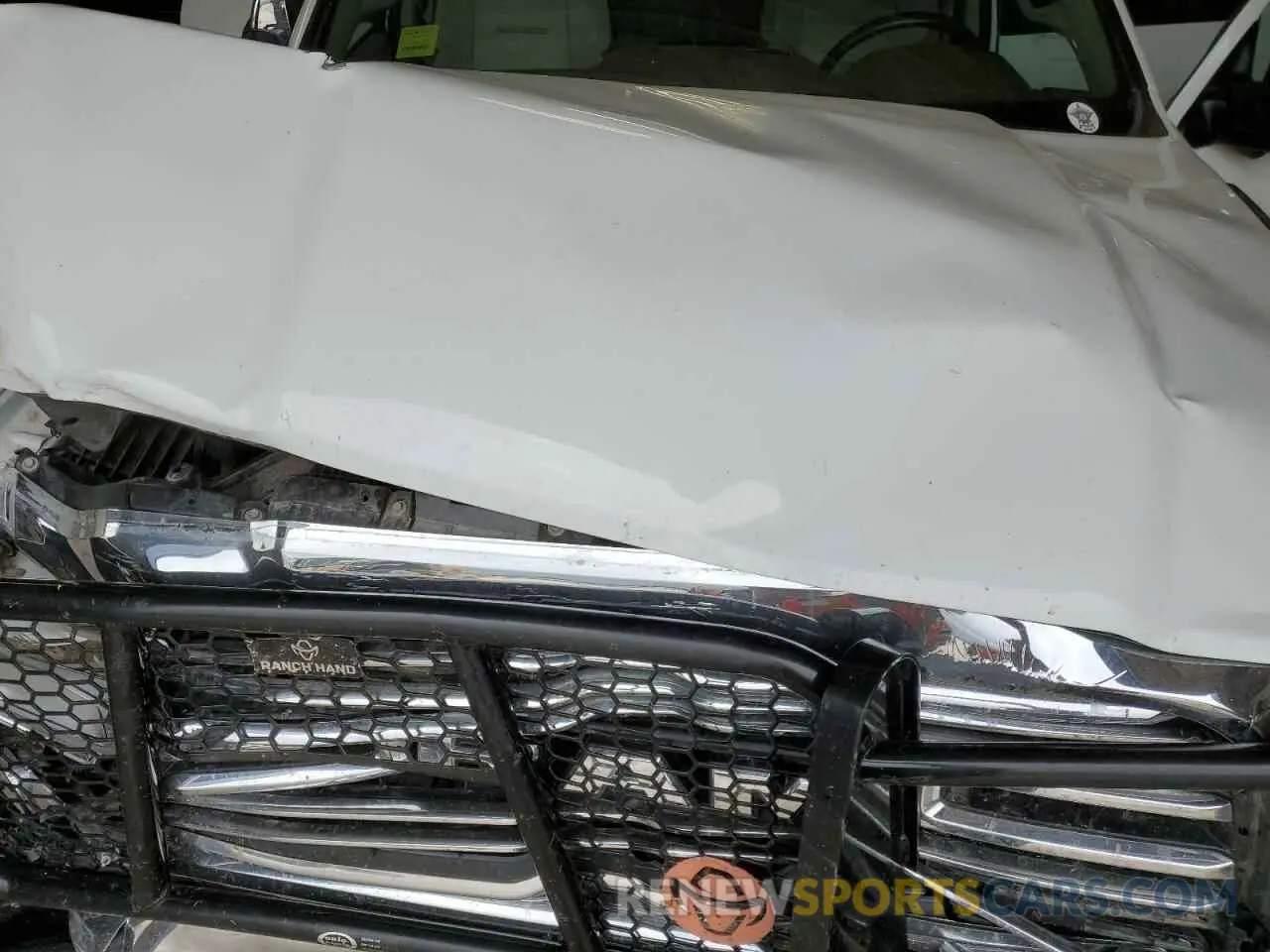 11 fotografías del automóvil dañado 3C6UR5KL9LG111522 RAM 2500 2020