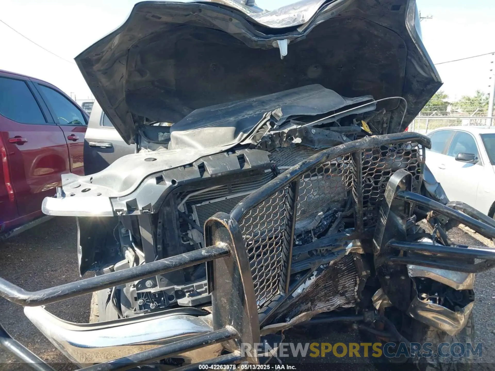 11 fotografías del automóvil dañado 3C6UR5NLXLG314141 RAM 2500 2020