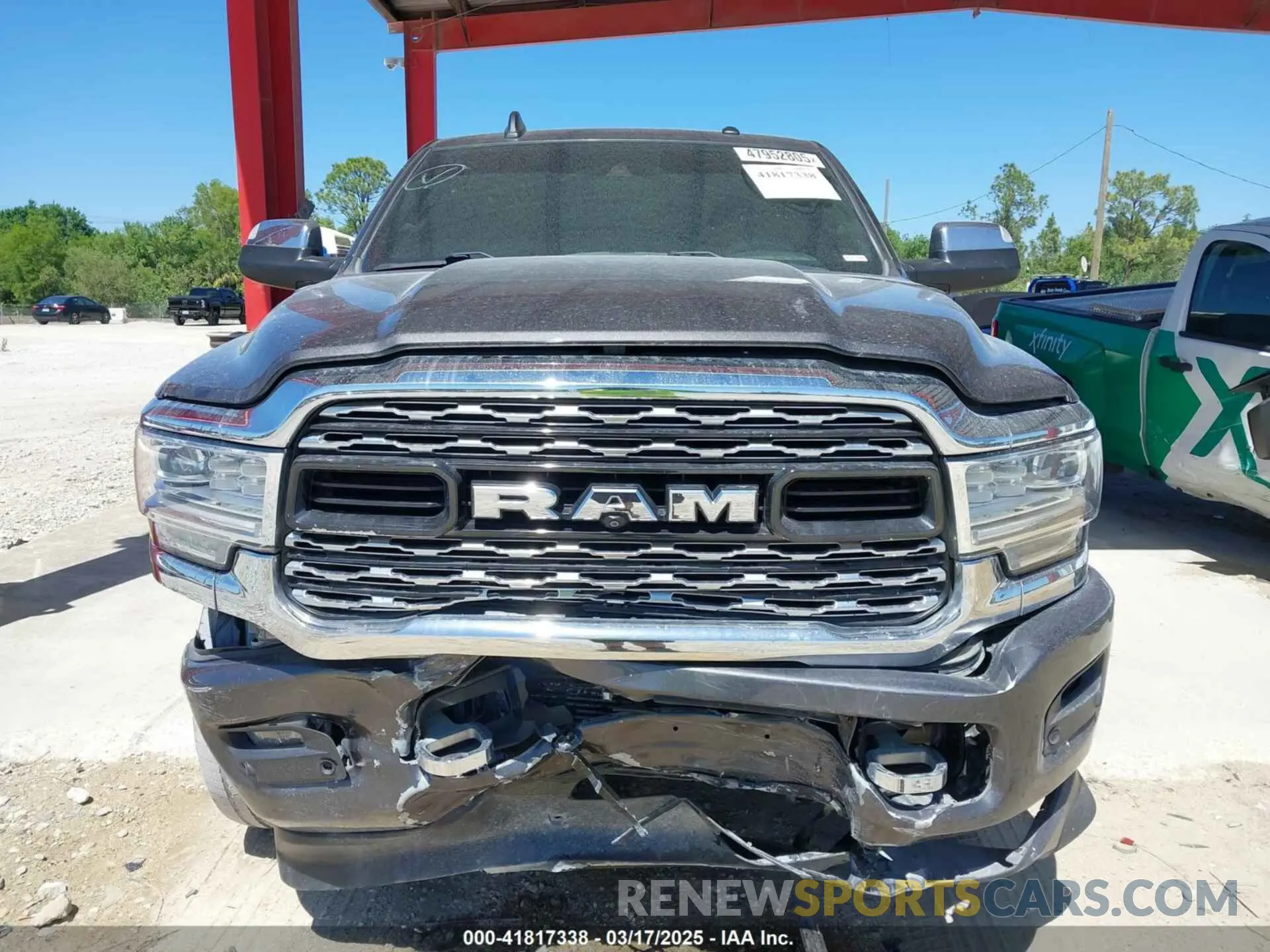 12 fotografías del automóvil dañado 3C6UR5SL2LG178429 RAM 2500 2020