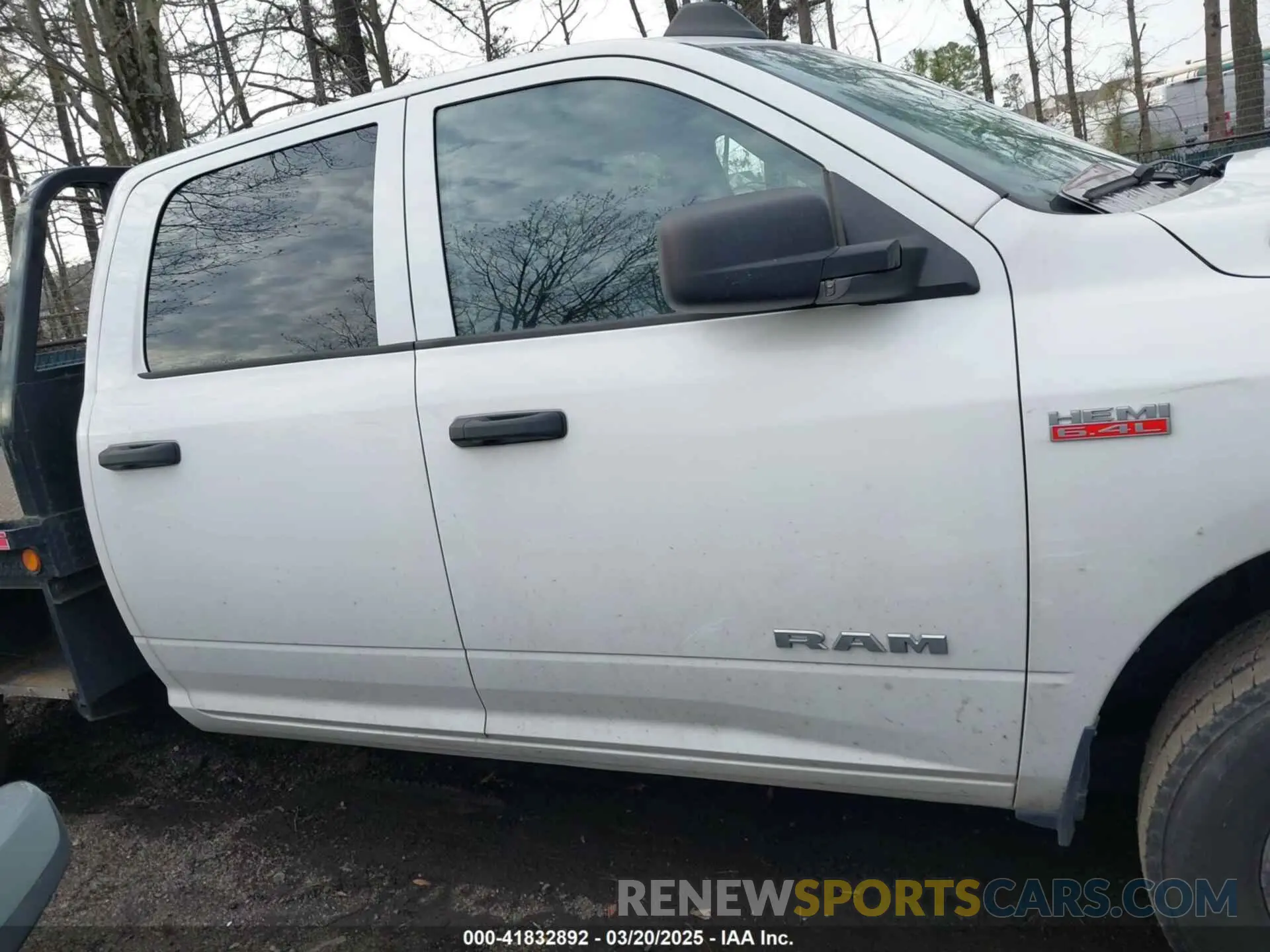13 fotografías del automóvil dañado 3C7WR4HJXLG201931 RAM 2500 2020
