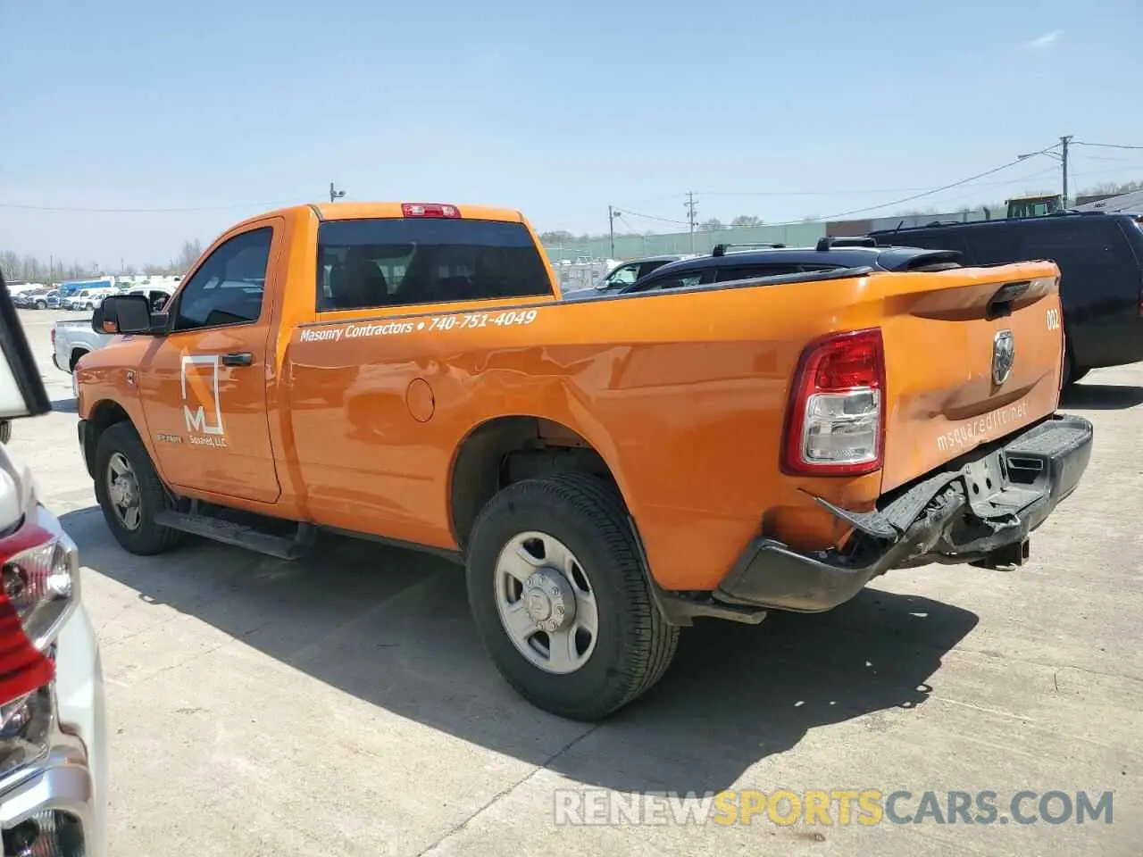 2 fotografías del automóvil dañado 3C6MR4AL2MG627234 RAM 2500 2021