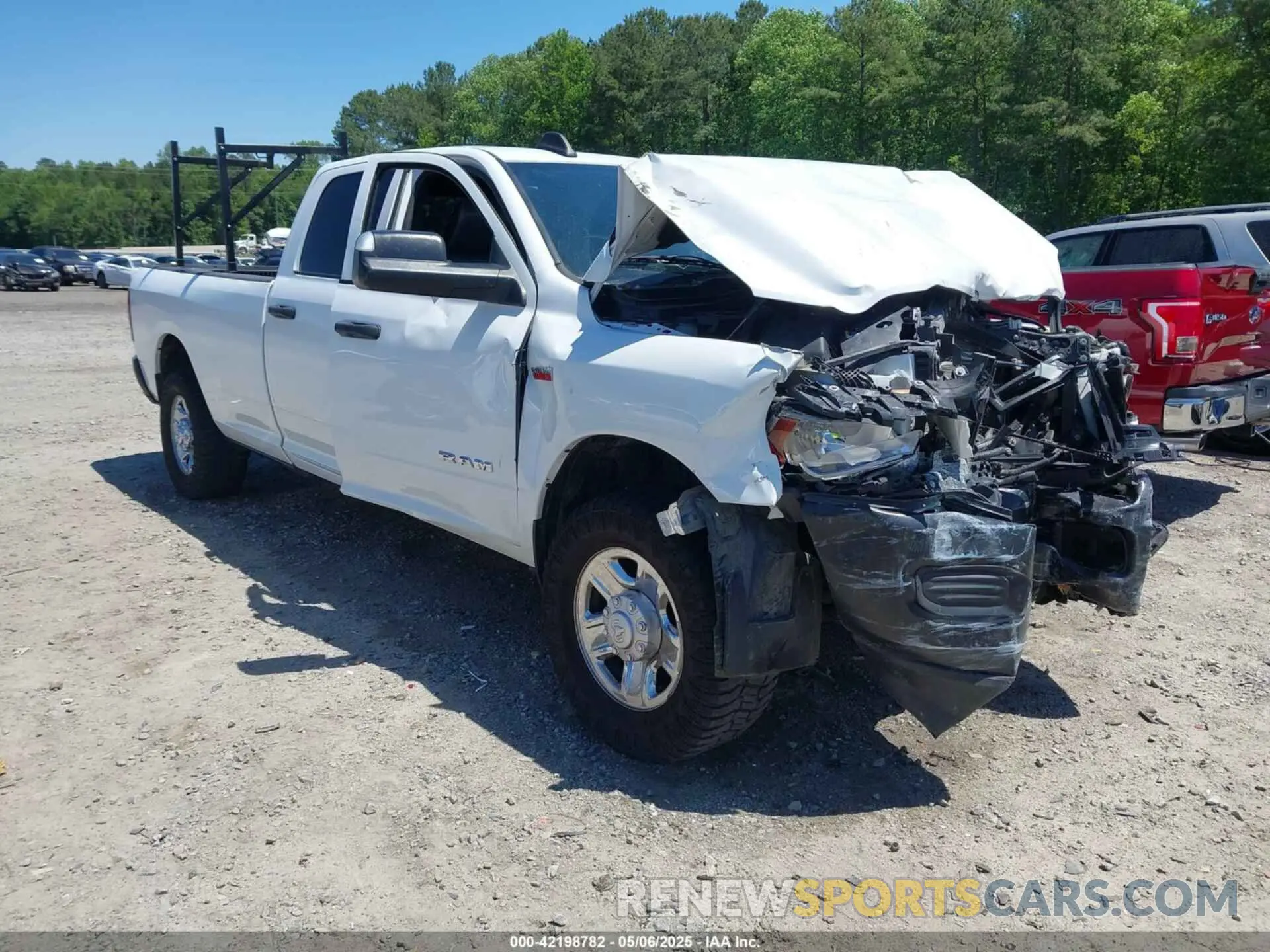 1 fotografías del automóvil dañado 3C6UR4HJXMG674094 RAM 2500 2021