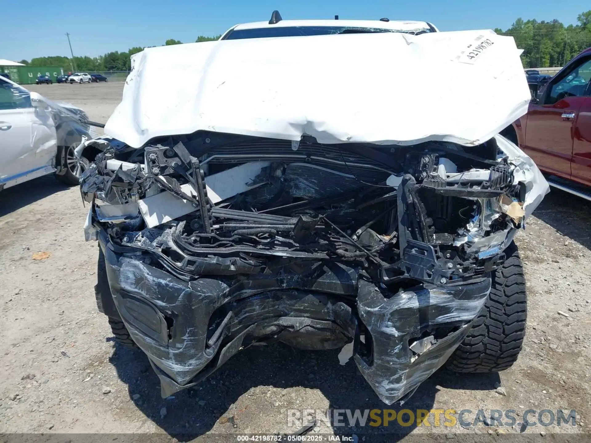 6 fotografías del automóvil dañado 3C6UR4HJXMG674094 RAM 2500 2021
