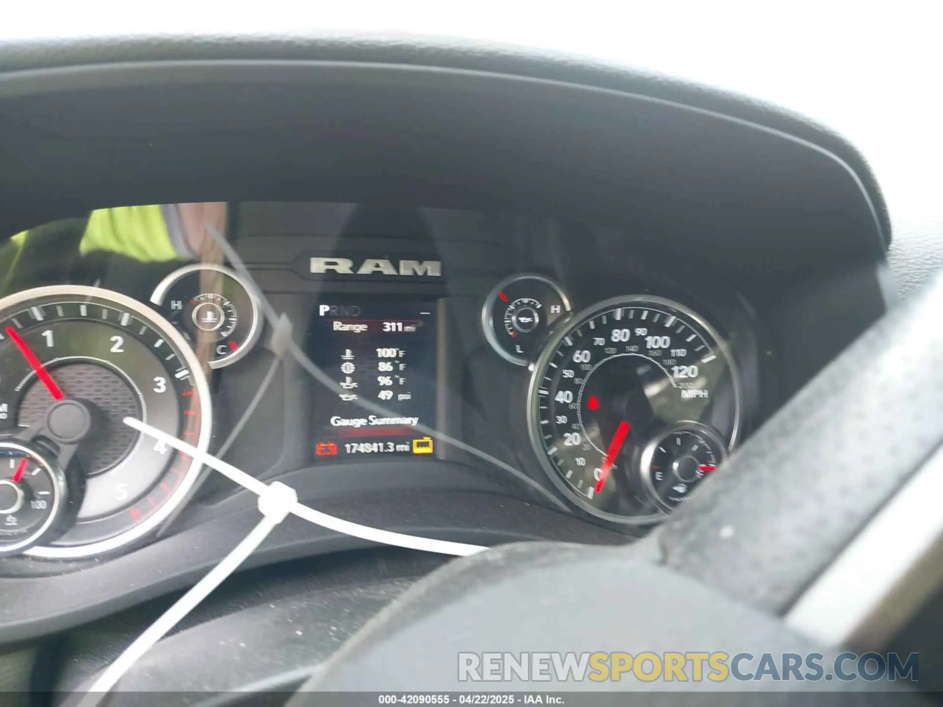 7 fotografías del automóvil dañado 3C6UR5CLXMG511265 RAM 2500 2021