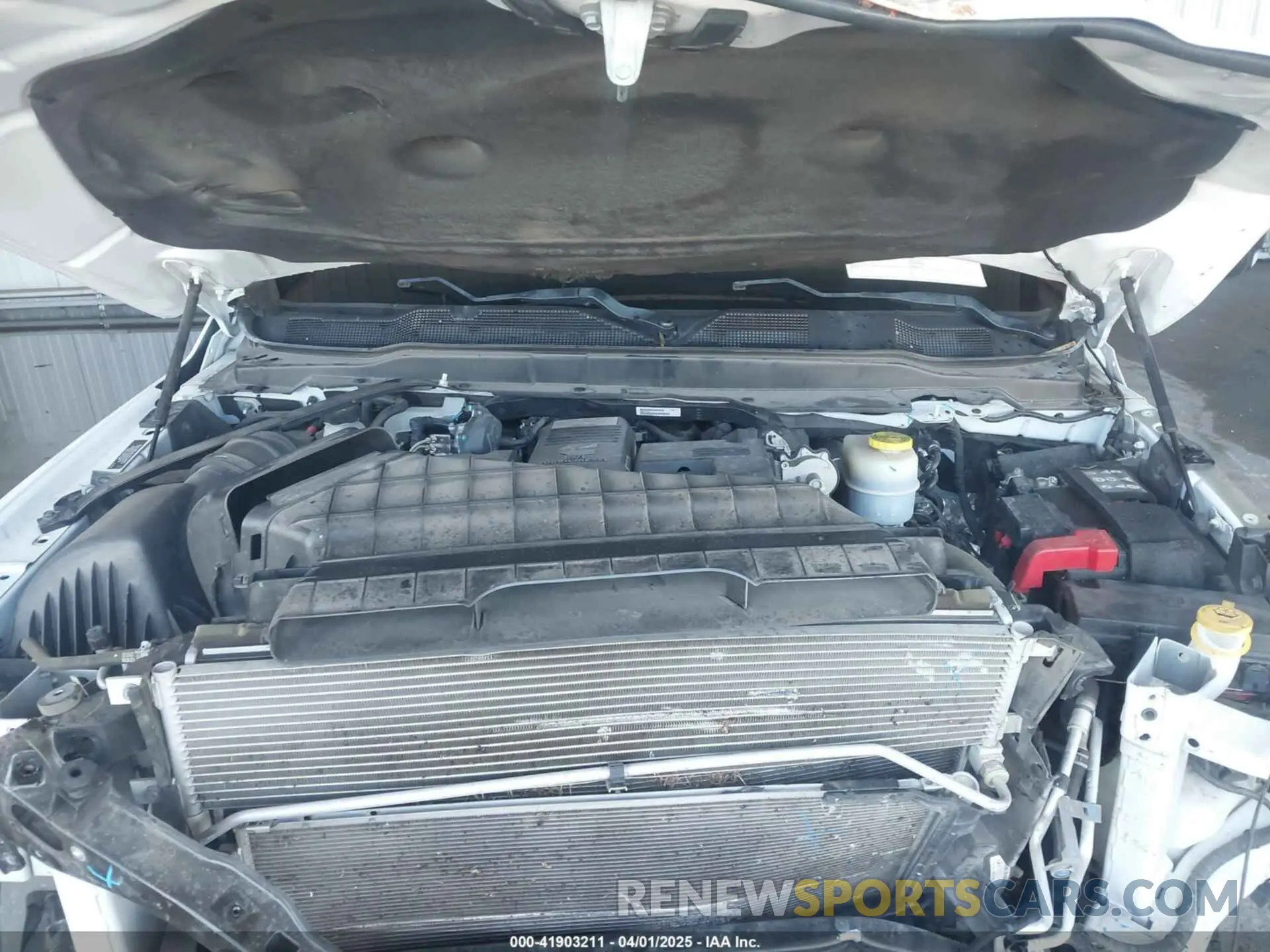 10 fotografías del automóvil dañado 3C6UR5DL0MG653459 RAM 2500 2021