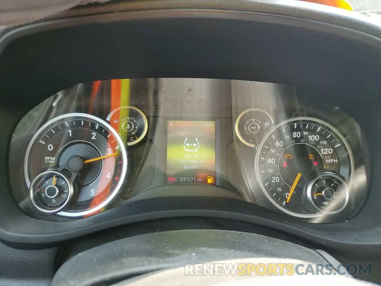 9 fotografías del automóvil dañado 3C6UR5DL3MG628653 RAM 2500 2021