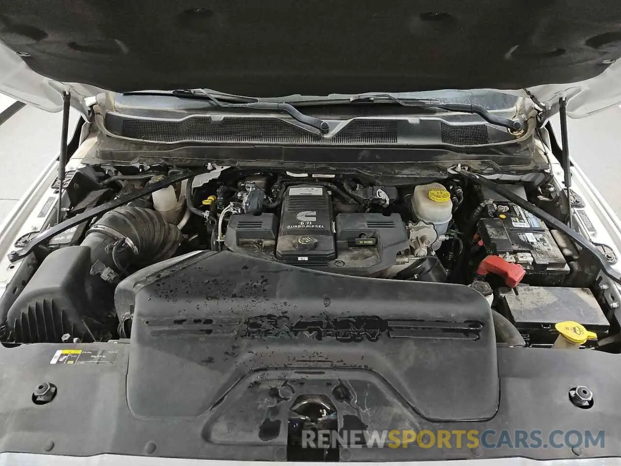11 fotografías del automóvil dañado 3C6UR5DL7MG542214 RAM 2500 2021