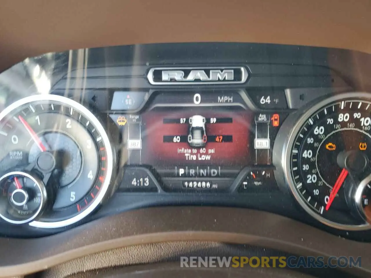 9 fotografías del automóvil dañado 3C6UR5FL4MG631655 RAM 2500 2021