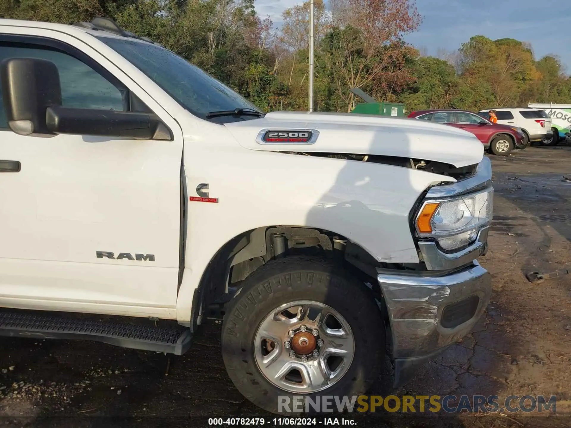 17 fotografías del automóvil dañado 3C6UR5HL0MG648241 RAM 2500 2021