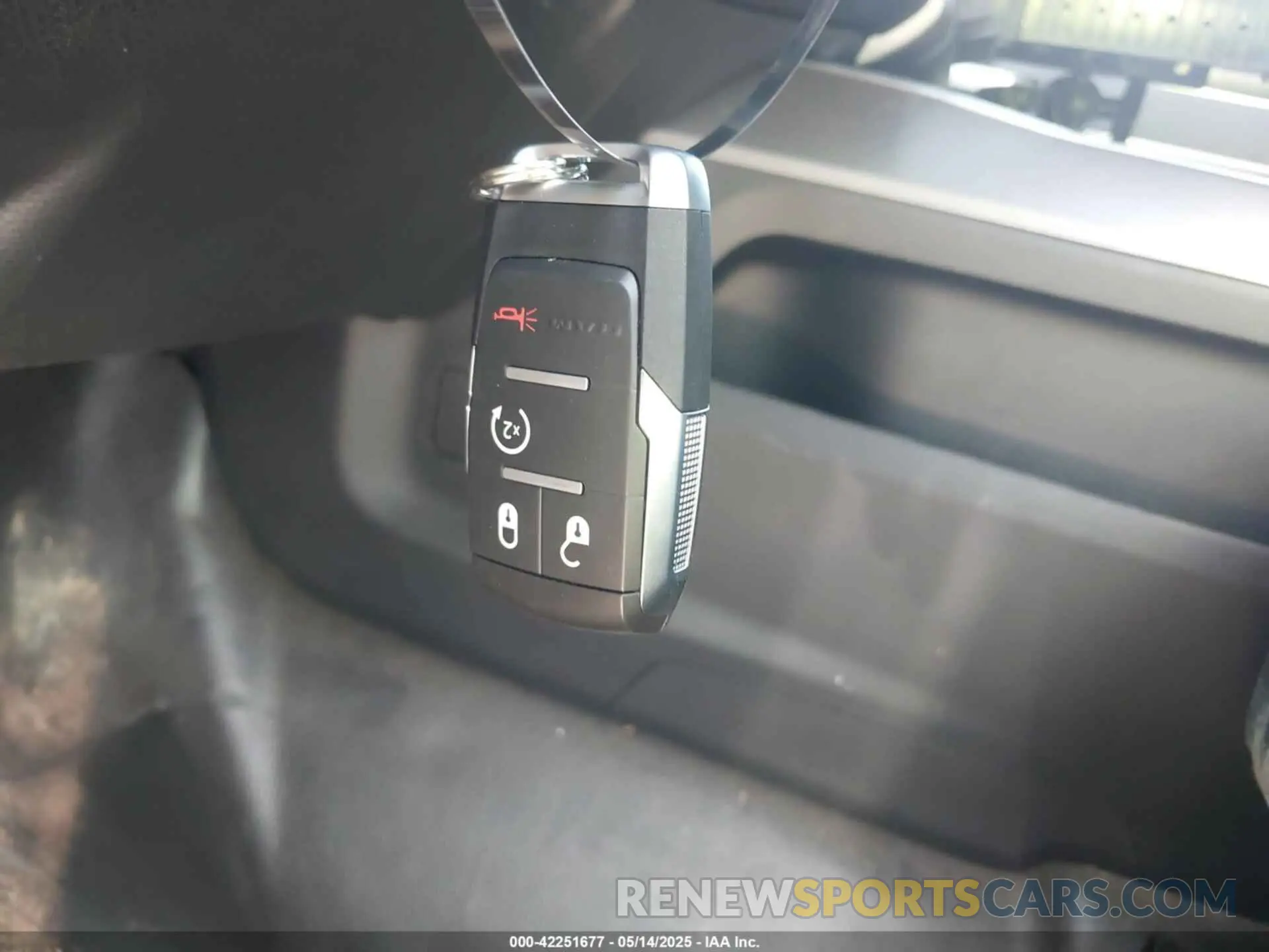 11 fotografías del automóvil dañado 3C6UR5JL1MG652017 RAM 2500 2021