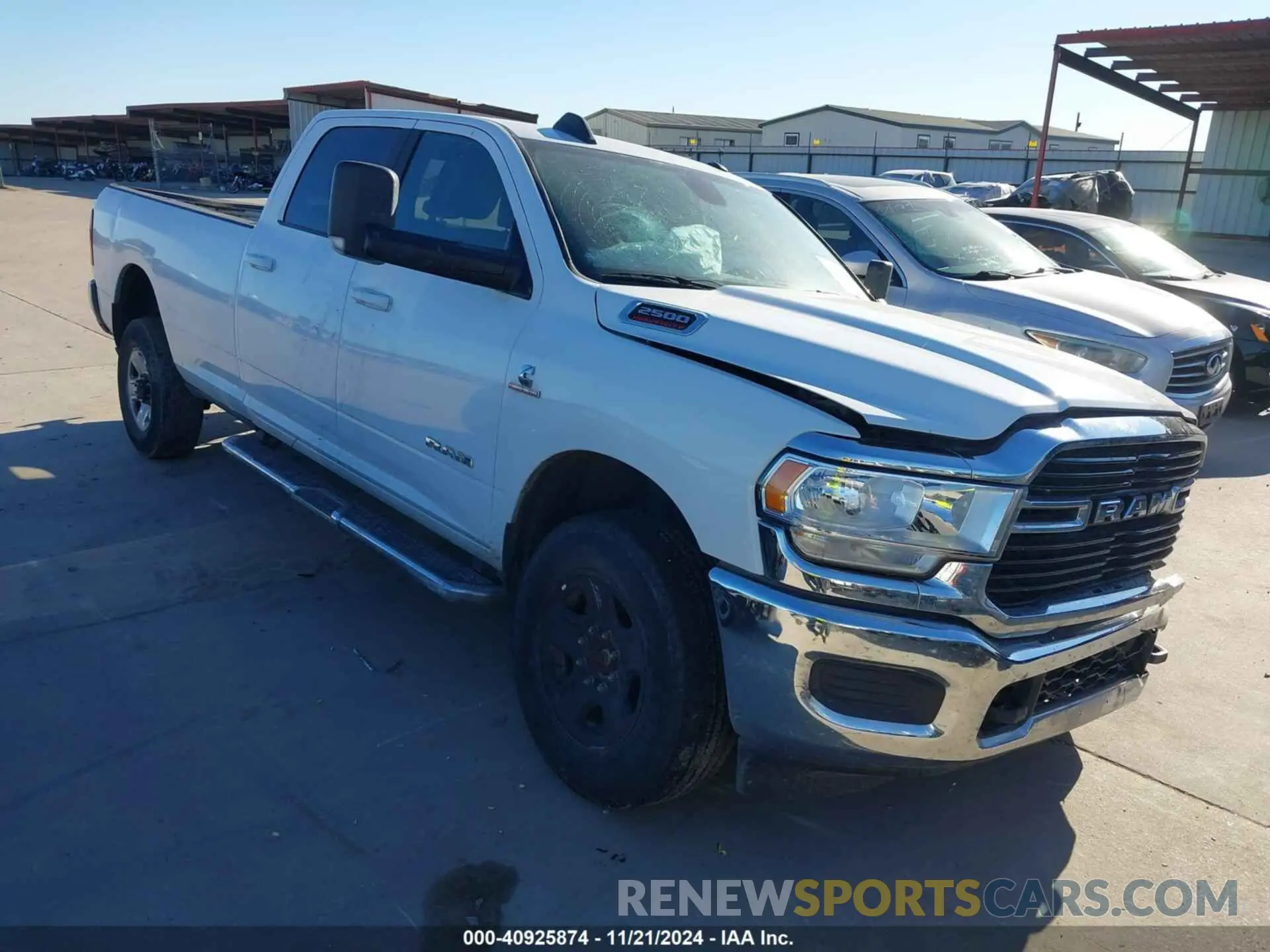 1 fotografías del automóvil dañado 3C6UR5JL6MG542354 RAM 2500 2021