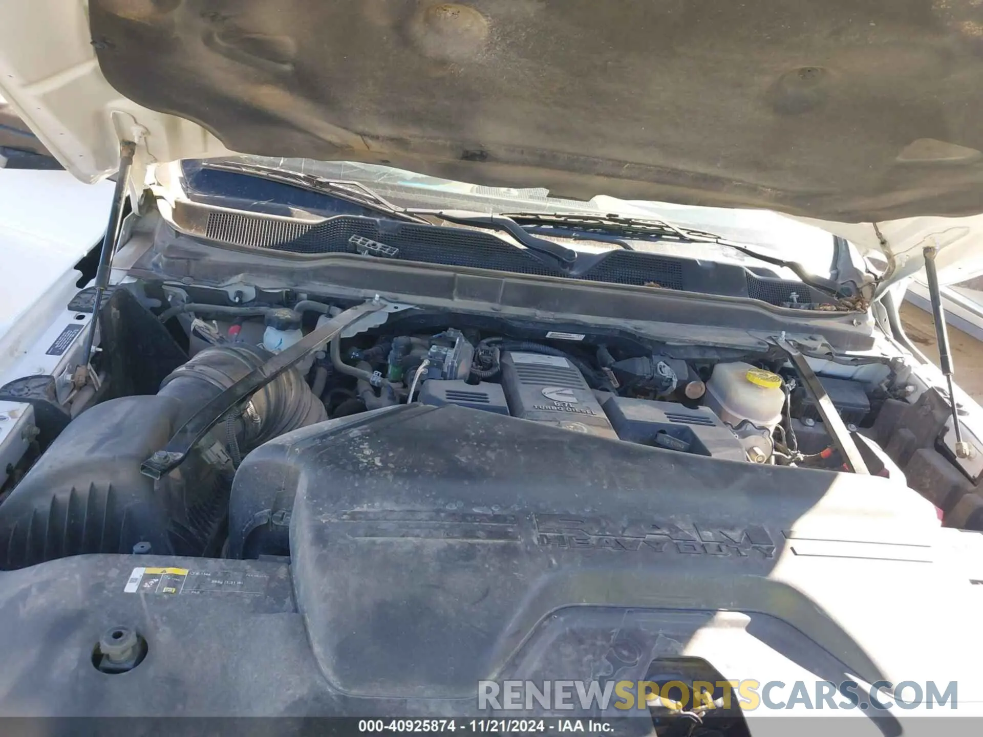 10 fotografías del automóvil dañado 3C6UR5JL6MG542354 RAM 2500 2021