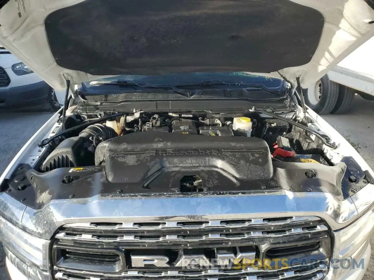 11 fotografías del automóvil dañado 3C6UR5TL8MG501236 RAM 2500 2021