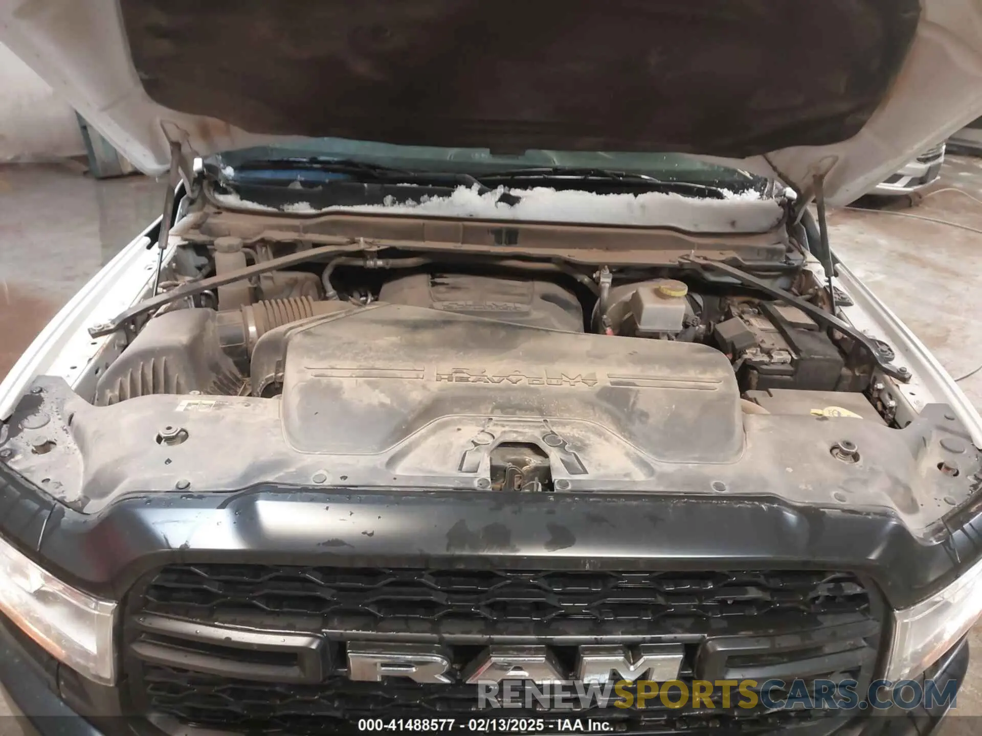 10 fotografías del automóvil dañado 3C6UR4HJ0NG120662 RAM 2500 2022