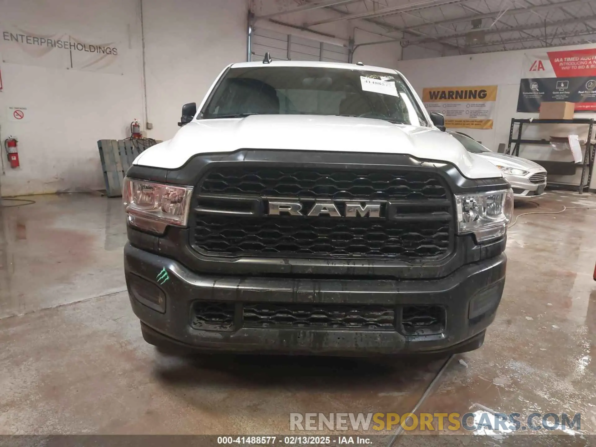 12 fotografías del automóvil dañado 3C6UR4HJ0NG120662 RAM 2500 2022