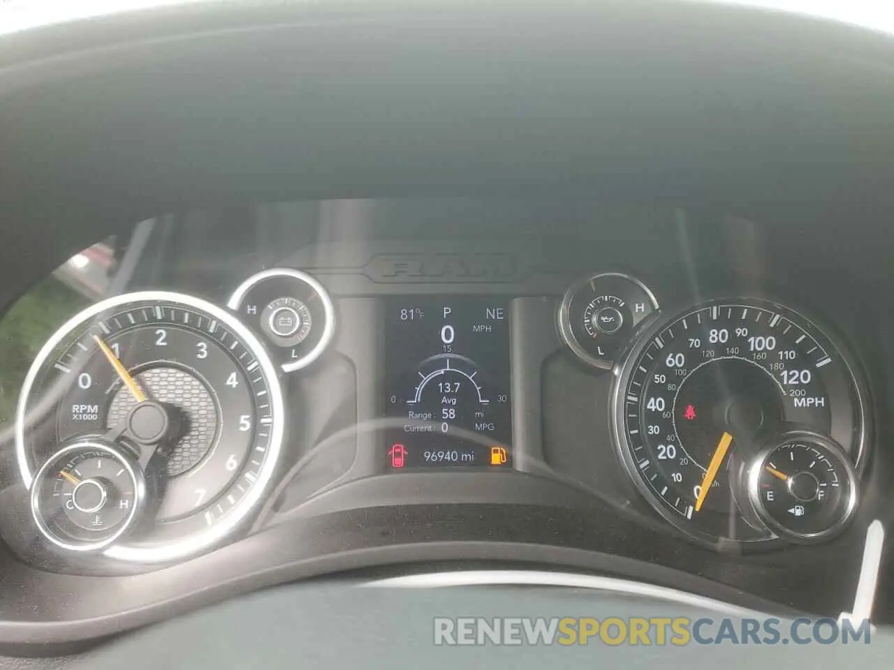 9 fotografías del automóvil dañado 3C6UR5CJ2NG108459 RAM 2500 2022