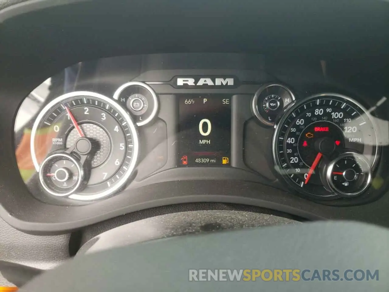 9 fotografías del automóvil dañado 3C6UR5CJ4NG251655 RAM 2500 2022