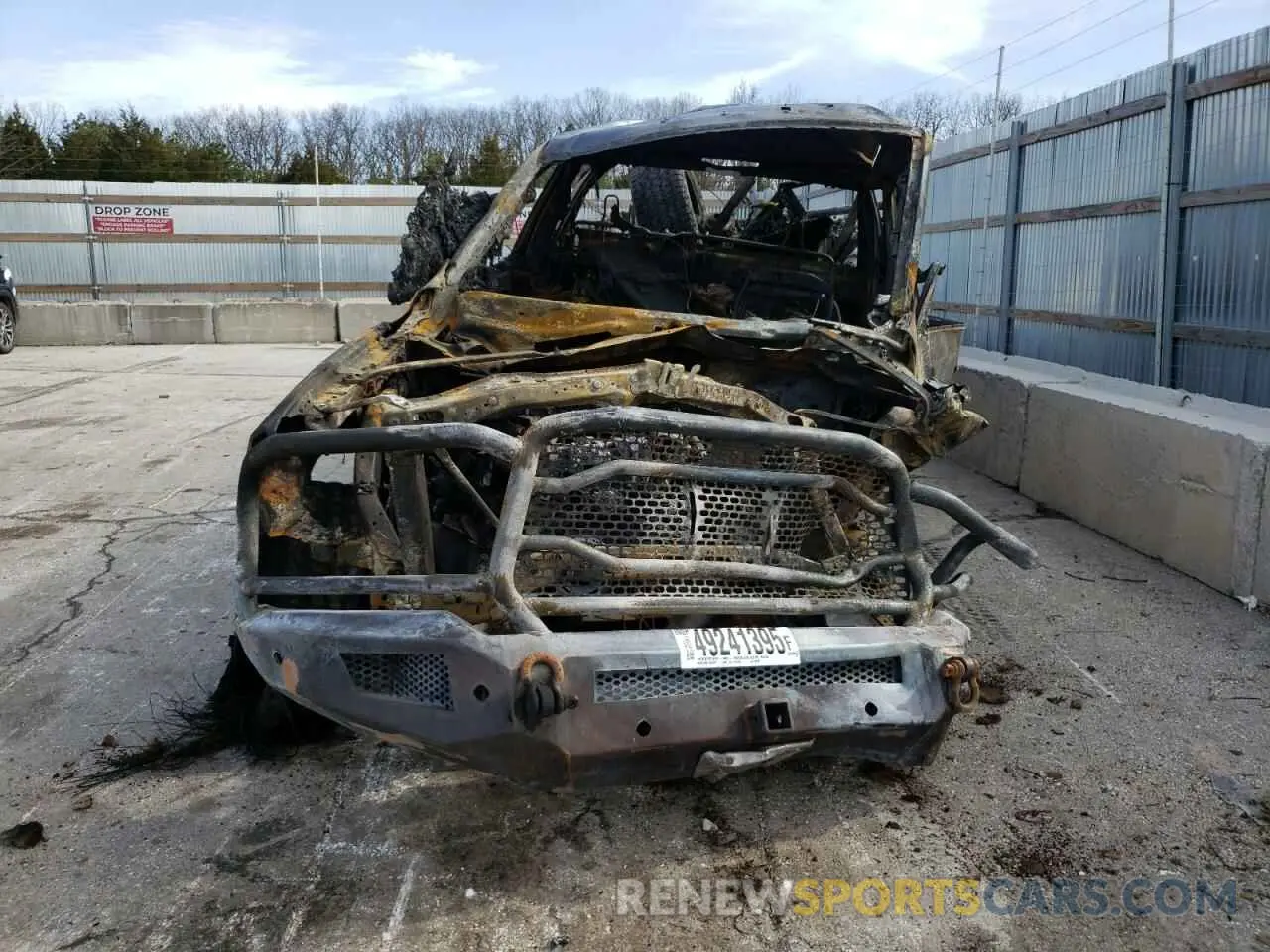 5 fotografías del automóvil dañado 3C6UR5CJ5NG366667 RAM 2500 2022