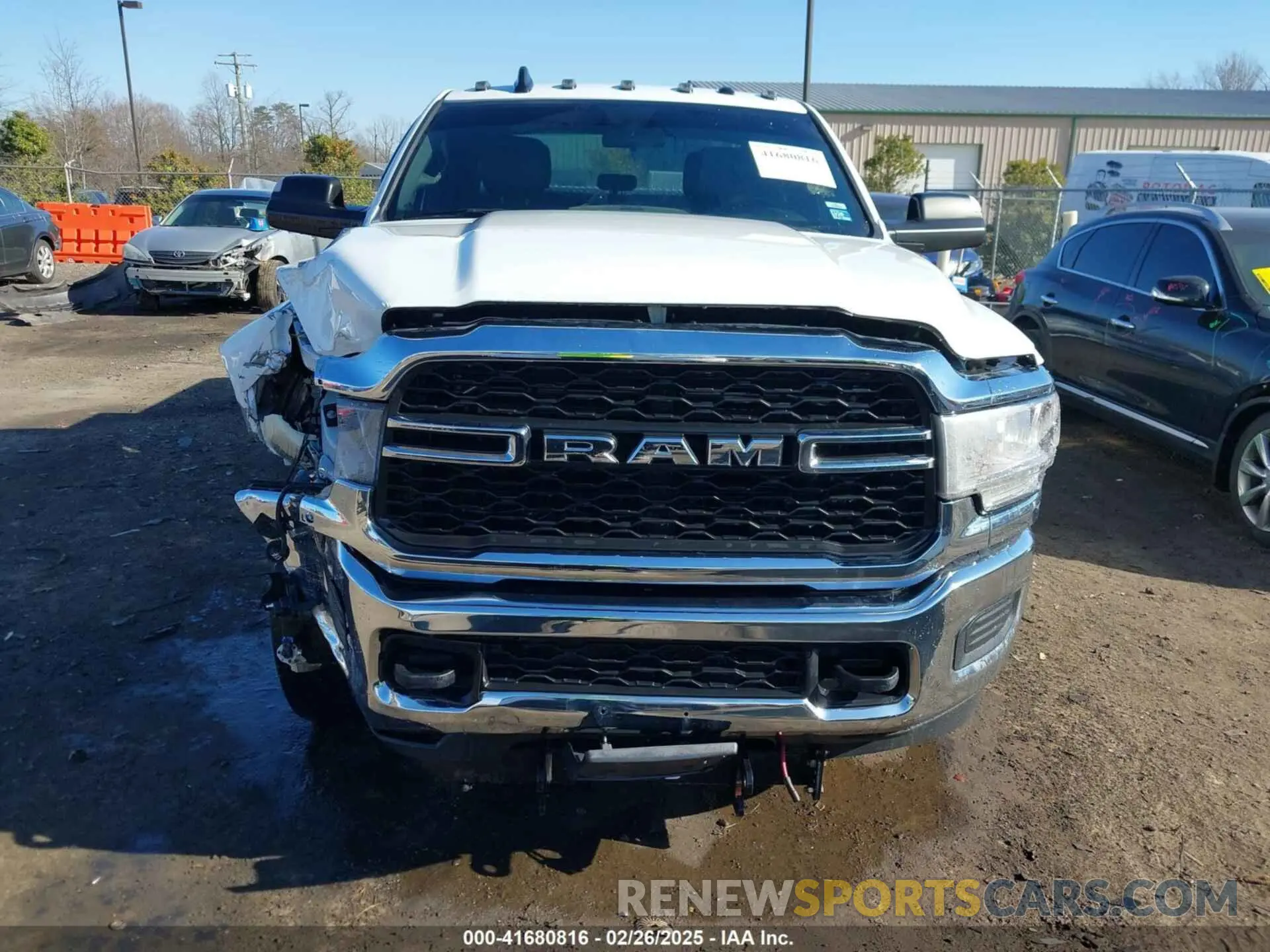 6 fotografías del automóvil dañado 3C6UR5CJ5NG367849 RAM 2500 2022