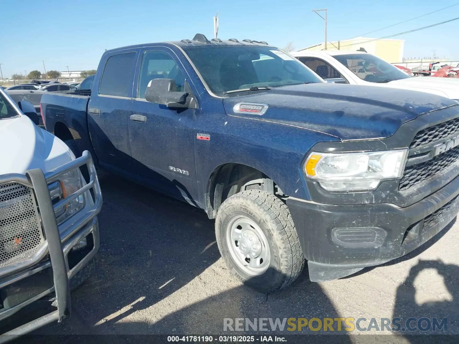 1 fotografías del automóvil dañado 3C6UR5CJ9NG370754 RAM 2500 2022