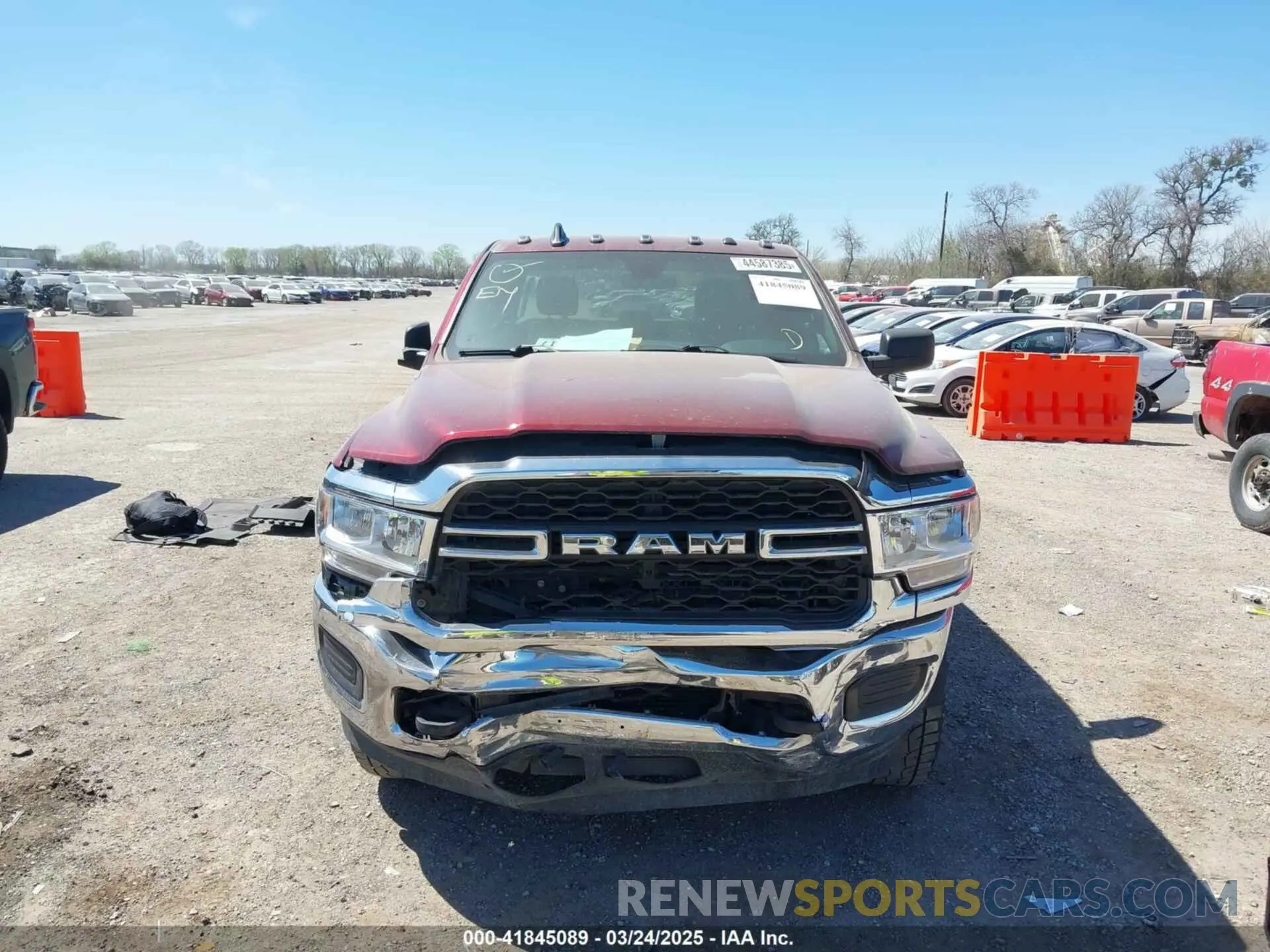 12 fotografías del automóvil dañado 3C6UR5CL2NG250182 RAM 2500 2022
