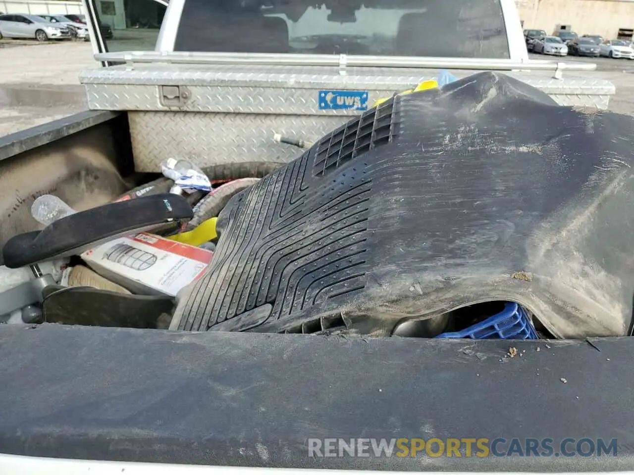 10 fotografías del automóvil dañado 3C6UR5CL3NG130973 RAM 2500 2022