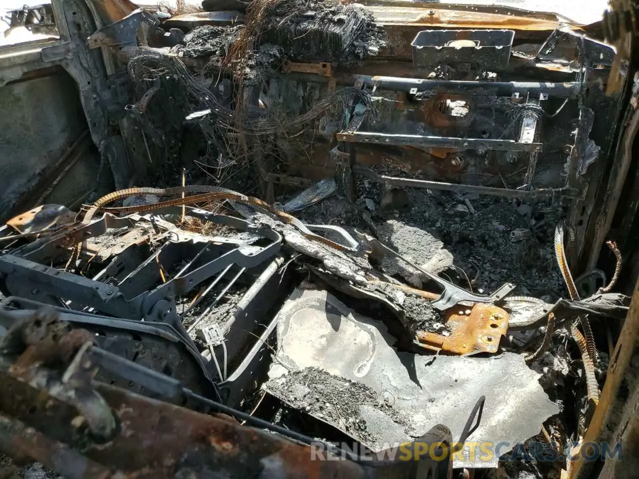 8 fotografías del automóvil dañado 3C6UR5CL7NG401288 RAM 2500 2022