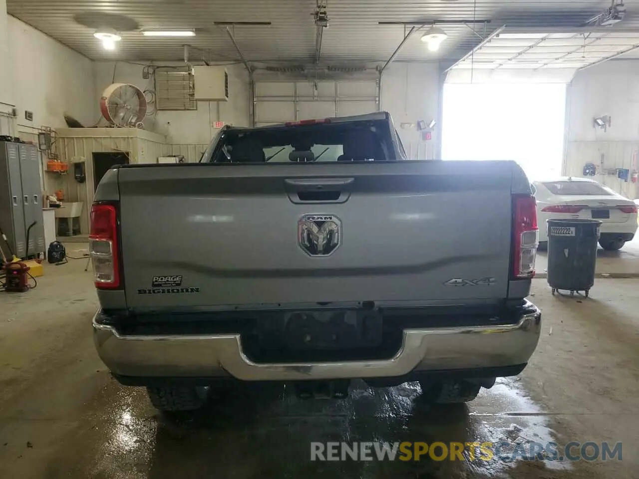 6 fotografías del automóvil dañado 3C6UR5DJ3NG280241 RAM 2500 2022