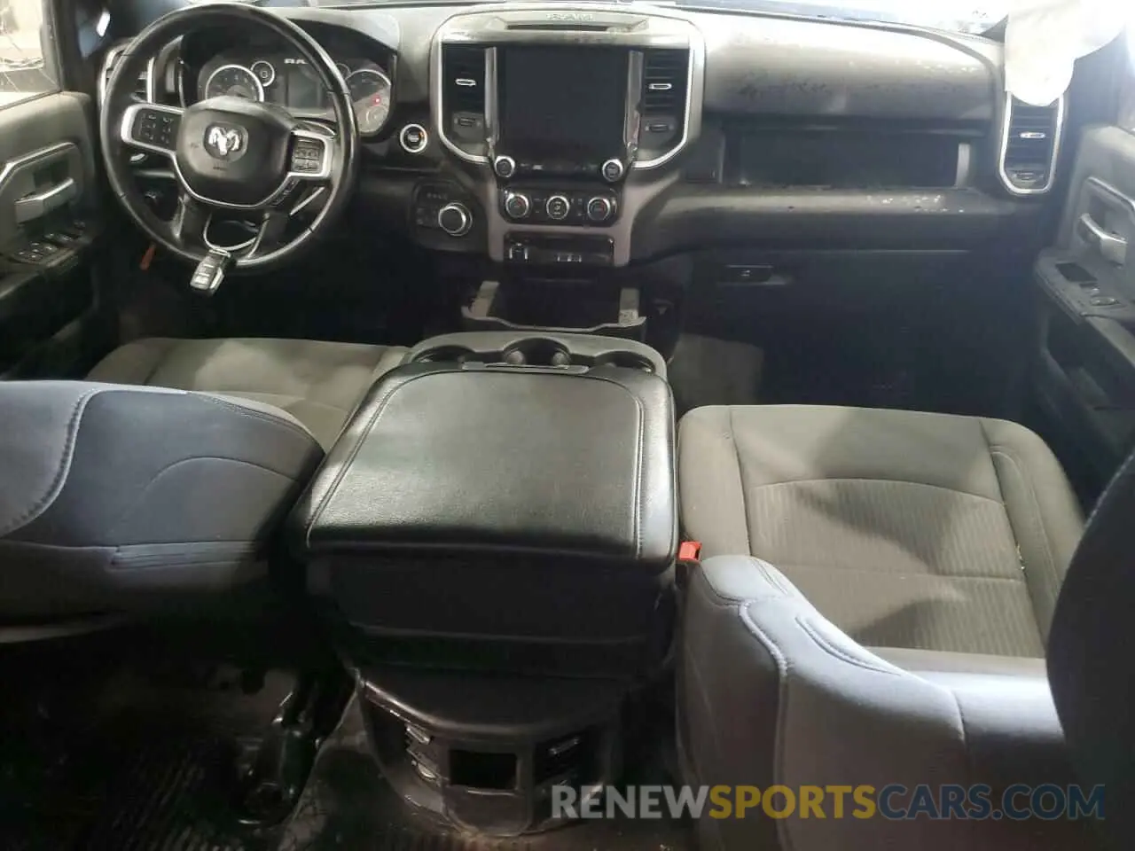 8 fotografías del automóvil dañado 3C6UR5DJ3NG280241 RAM 2500 2022