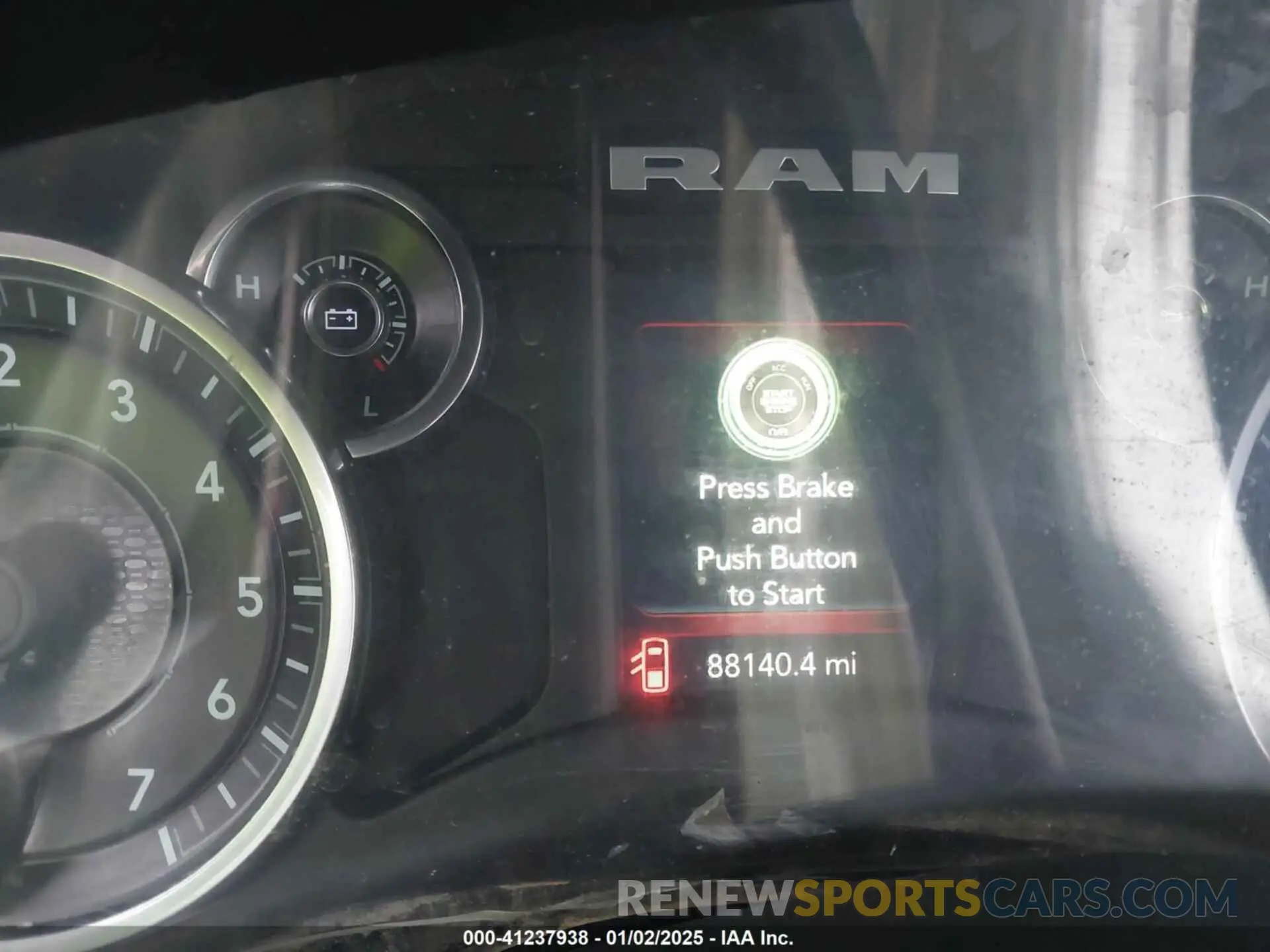 7 fotografías del automóvil dañado 3C6UR5DJ6NG182451 RAM 2500 2022