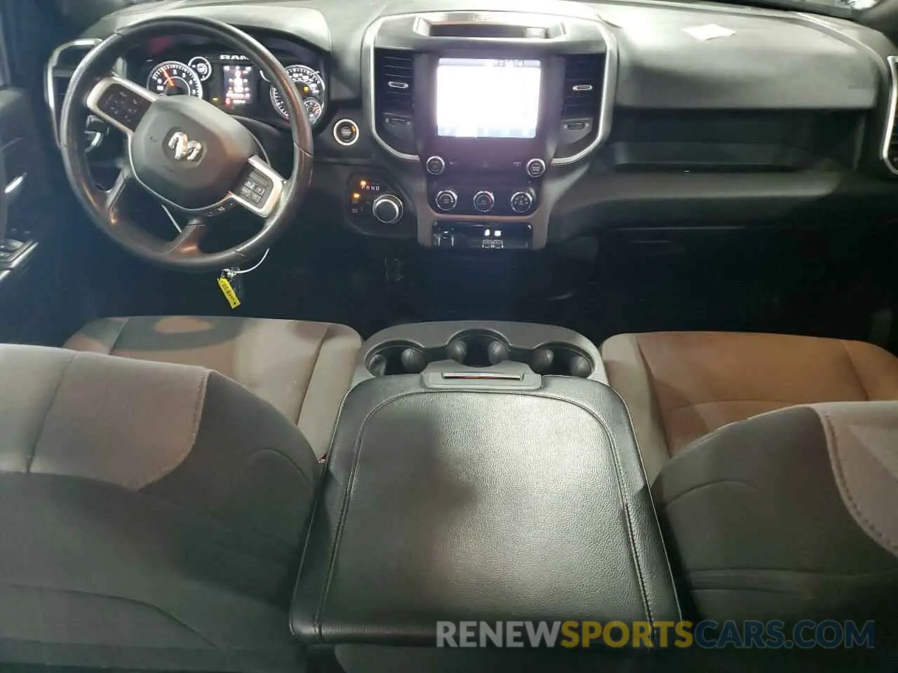8 fotografías del automóvil dañado 3C6UR5DJXNG248029 RAM 2500 2022