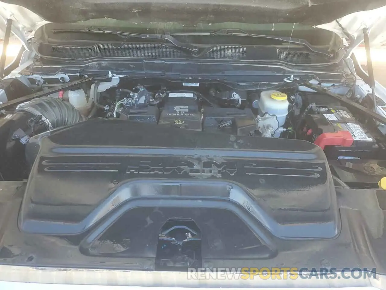 11 fotografías del automóvil dañado 3C6UR5DL1NG165221 RAM 2500 2022