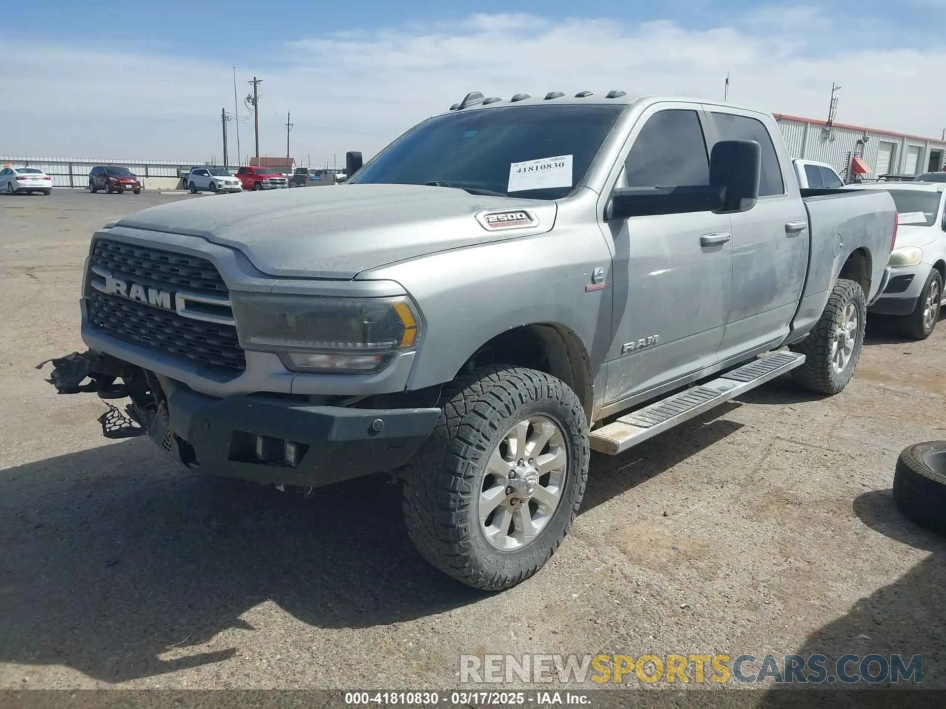 2 fotografías del automóvil dañado 3C6UR5DL1NG178793 RAM 2500 2022