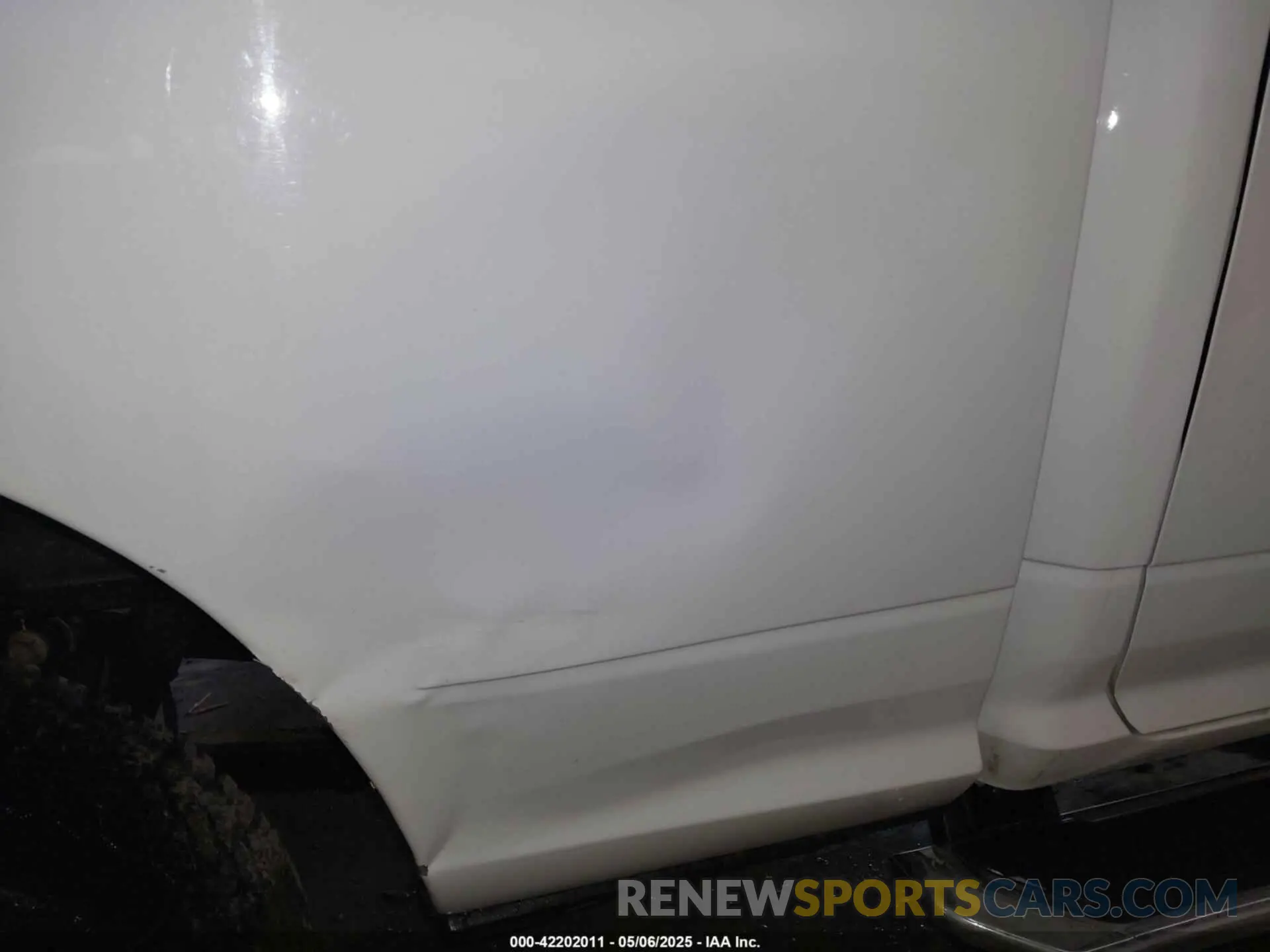 6 fotografías del automóvil dañado 3C6UR5DL1NG436374 RAM 2500 2022