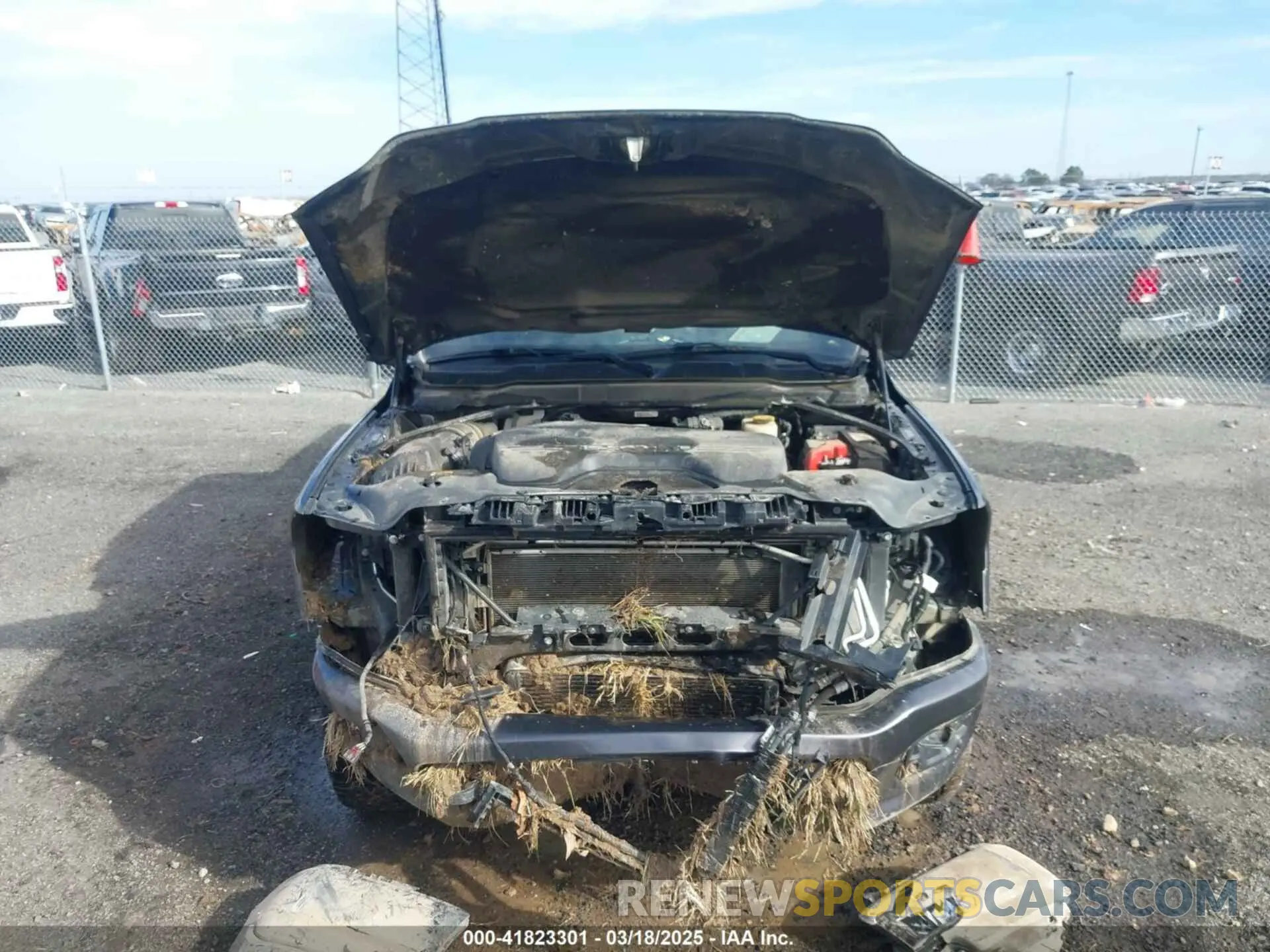 10 fotografías del automóvil dañado 3C6UR5DL2NG167320 RAM 2500 2022