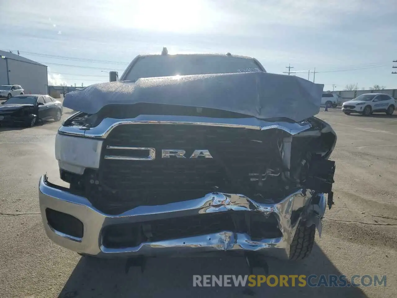 5 fotografías del automóvil dañado 3C6UR5DL2NG297114 RAM 2500 2022
