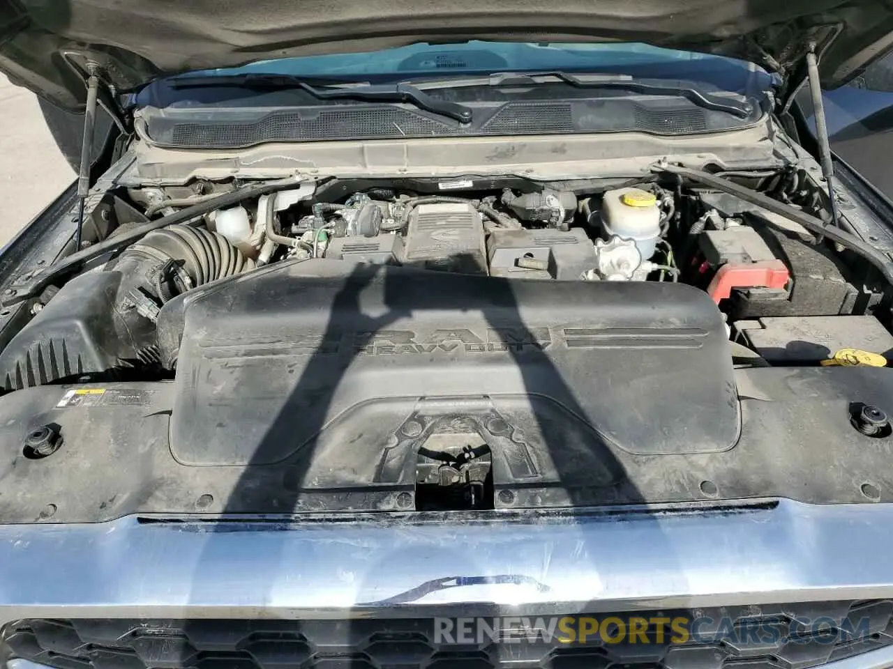 11 fotografías del automóvil dañado 3C6UR5DL2NG373608 RAM 2500 2022
