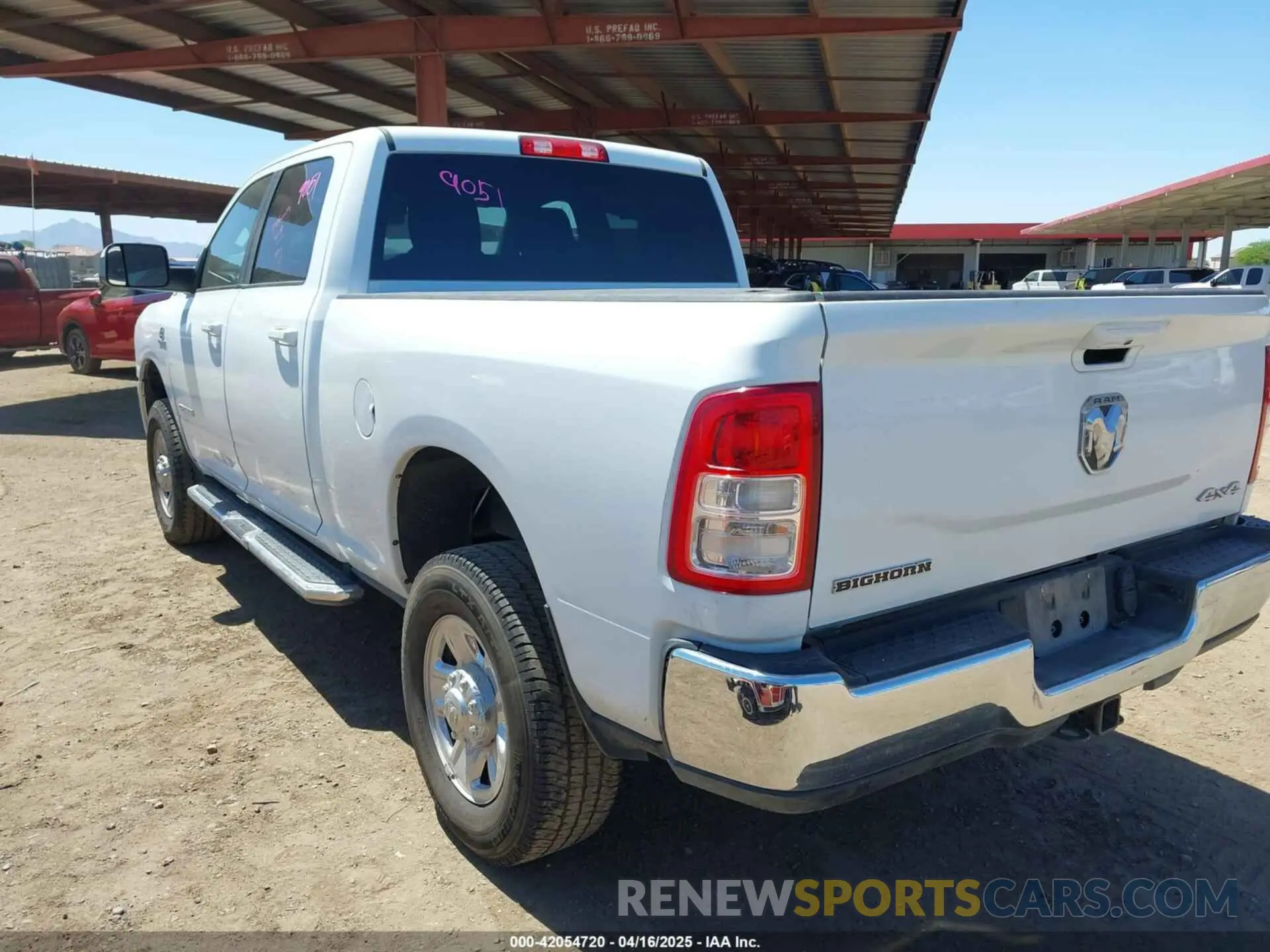 3 fotografías del automóvil dañado 3C6UR5DL3NG344991 RAM 2500 2022