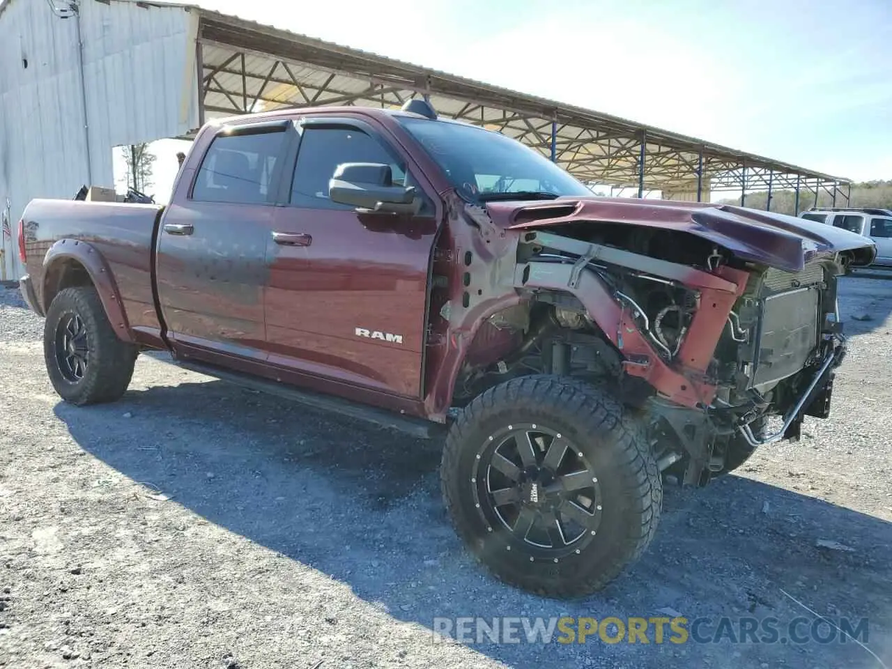 4 fotografías del automóvil dañado 3C6UR5DL4NG262770 RAM 2500 2022