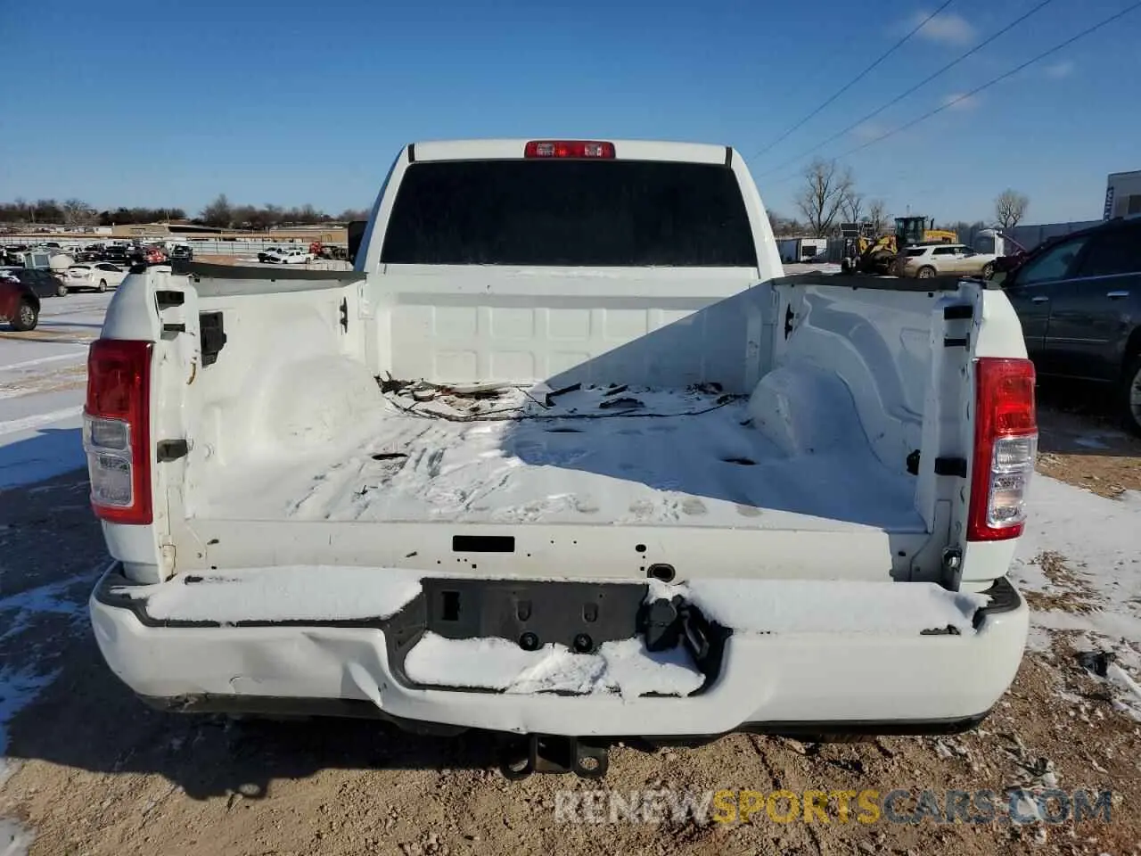 6 fotografías del automóvil dañado 3C6UR5DL4NG405474 RAM 2500 2022