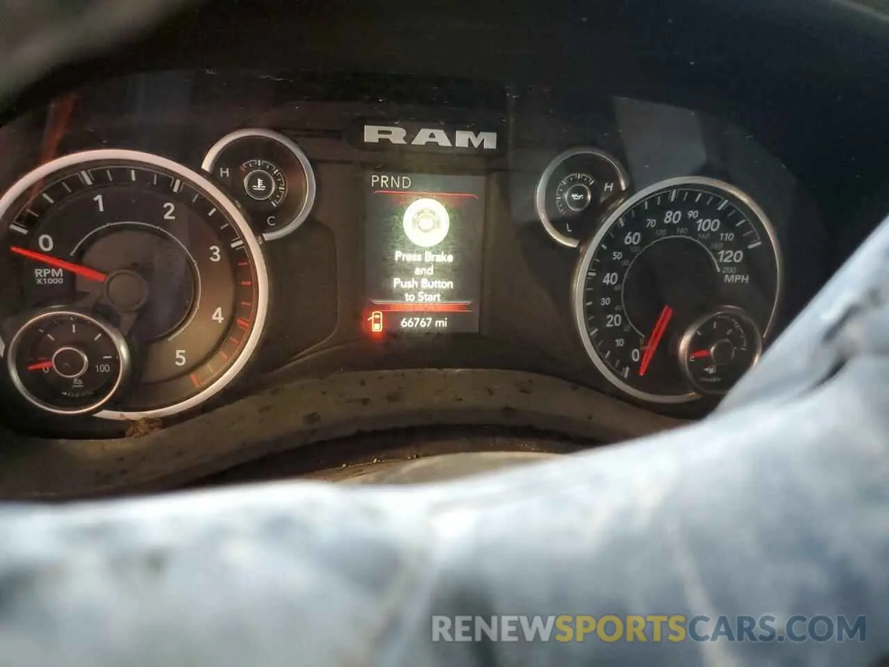 9 fotografías del automóvil dañado 3C6UR5DL5NG322166 RAM 2500 2022