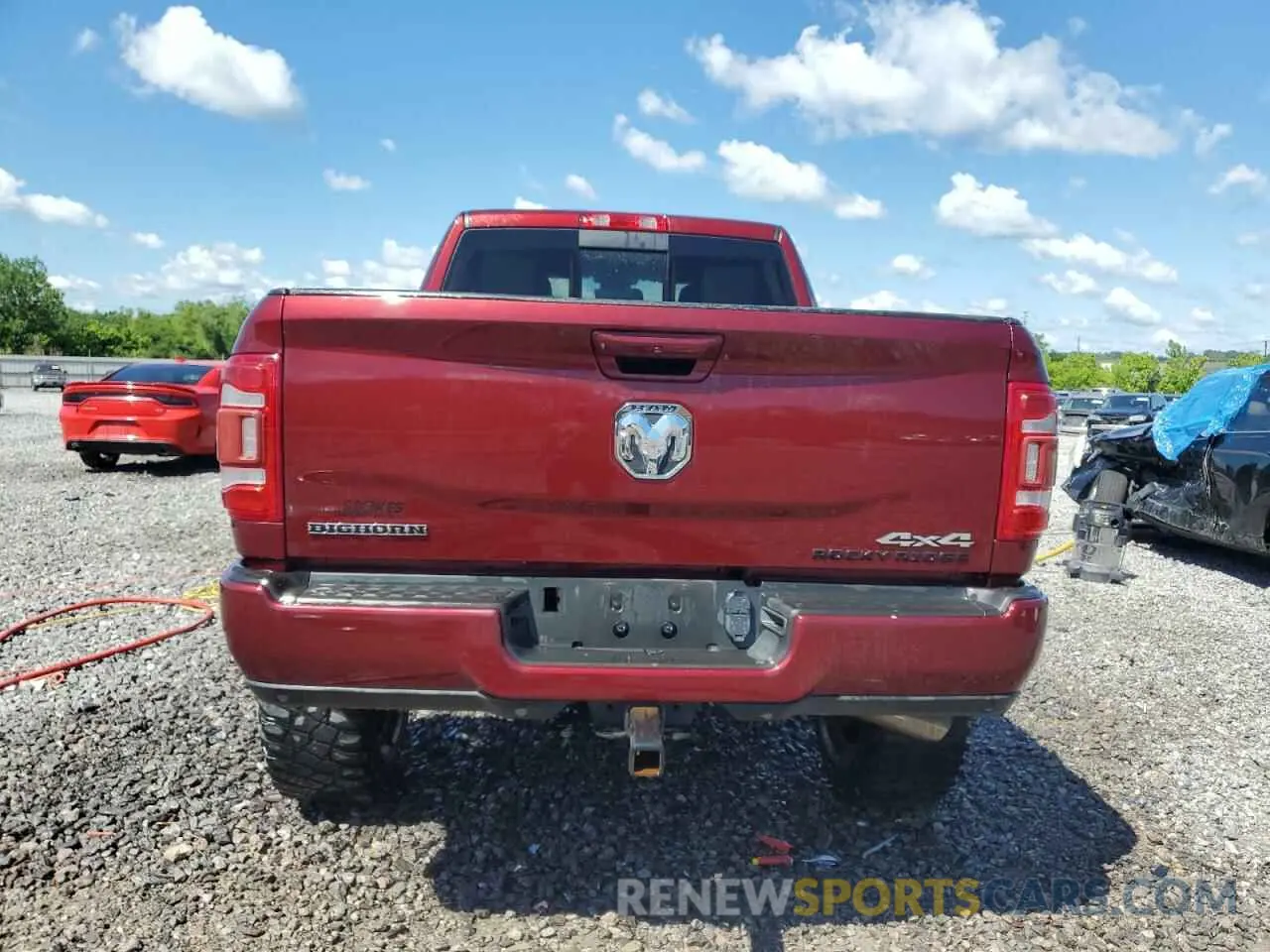 6 fotografías del automóvil dañado 3C6UR5DL9NG185880 RAM 2500 2022