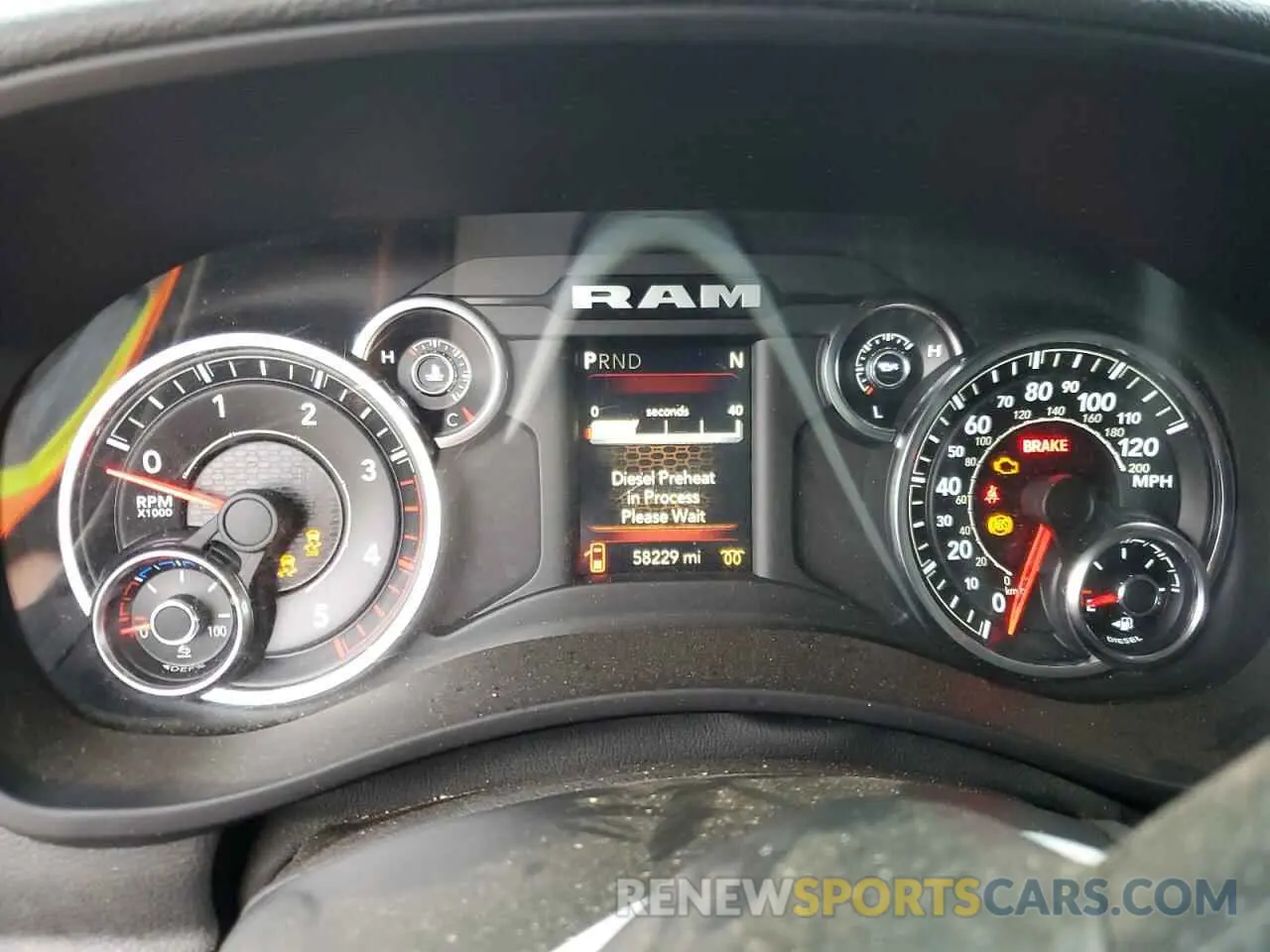9 fotografías del automóvil dañado 3C6UR5DLXNG182339 RAM 2500 2022