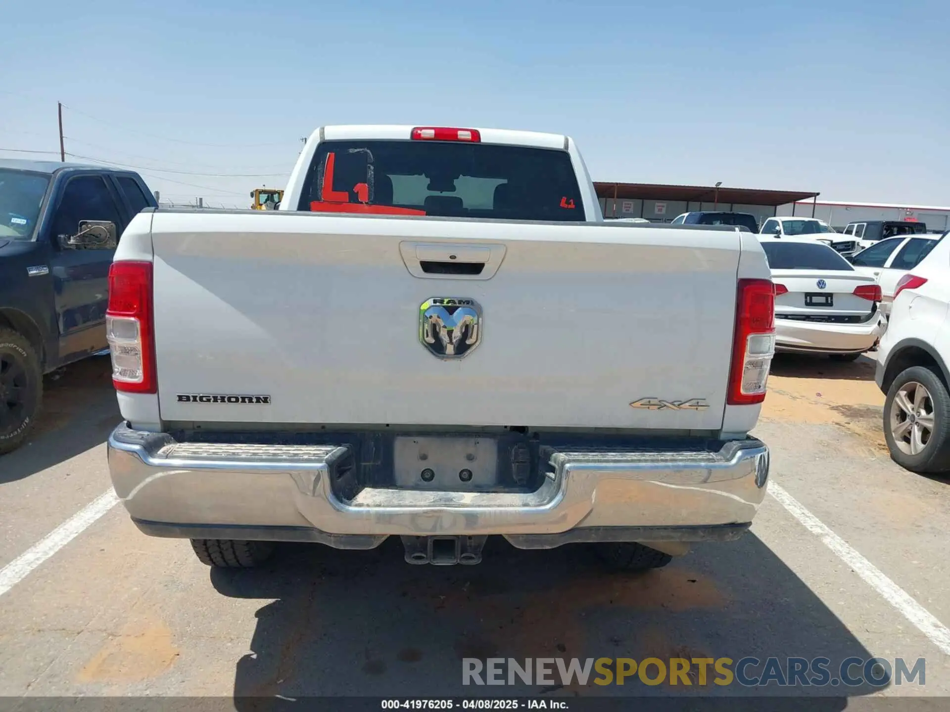 16 fotografías del automóvil dañado 3C6UR5DLXNG321501 RAM 2500 2022