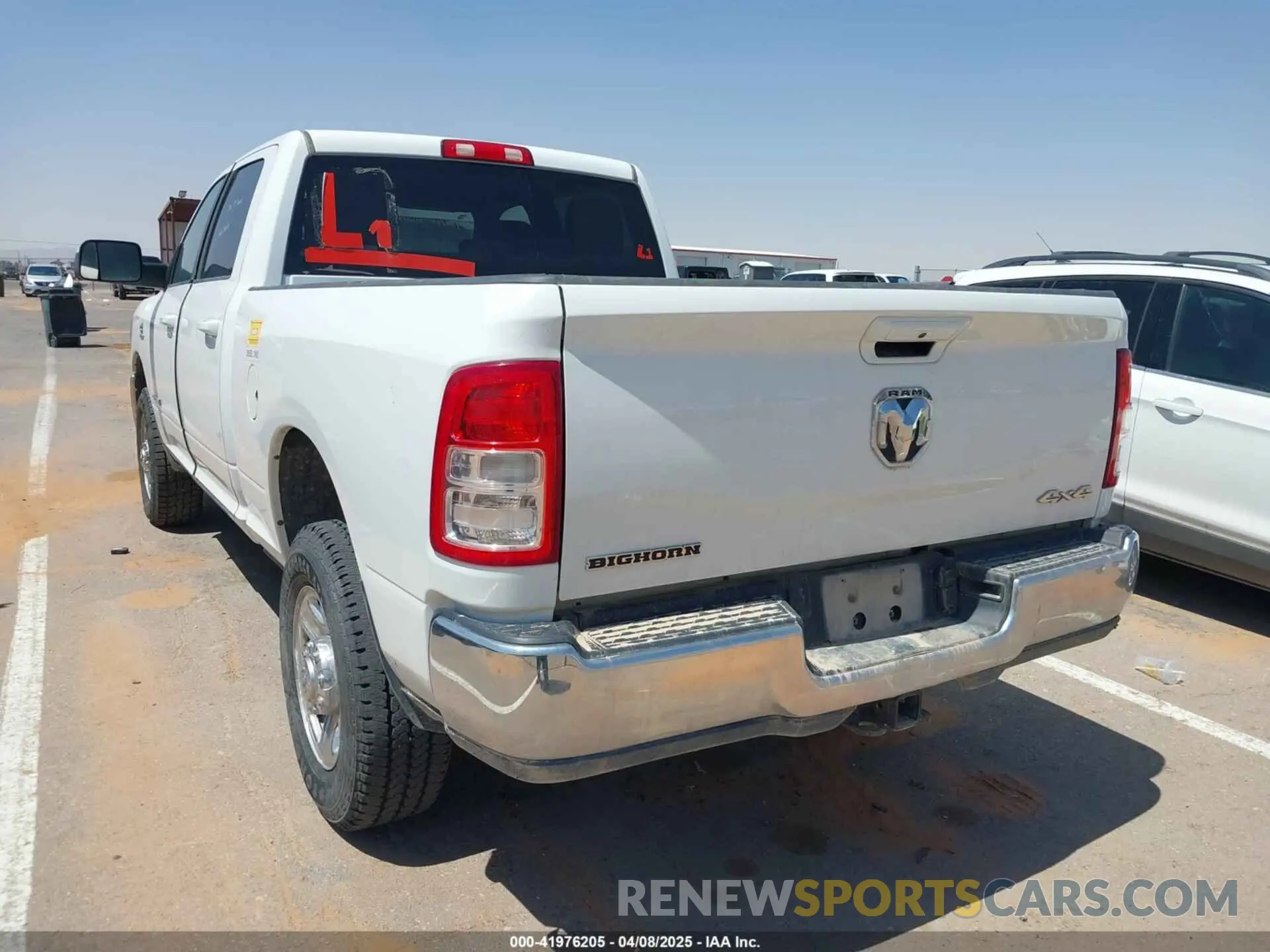 3 fotografías del automóvil dañado 3C6UR5DLXNG321501 RAM 2500 2022