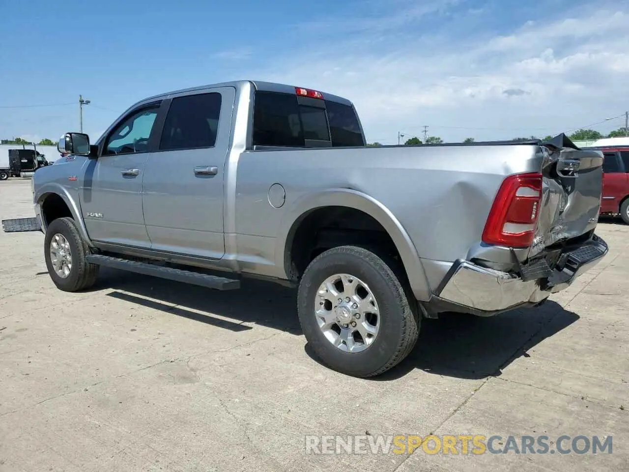 2 fotografías del automóvil dañado 3C6UR5FJ1NG423393 RAM 2500 2022
