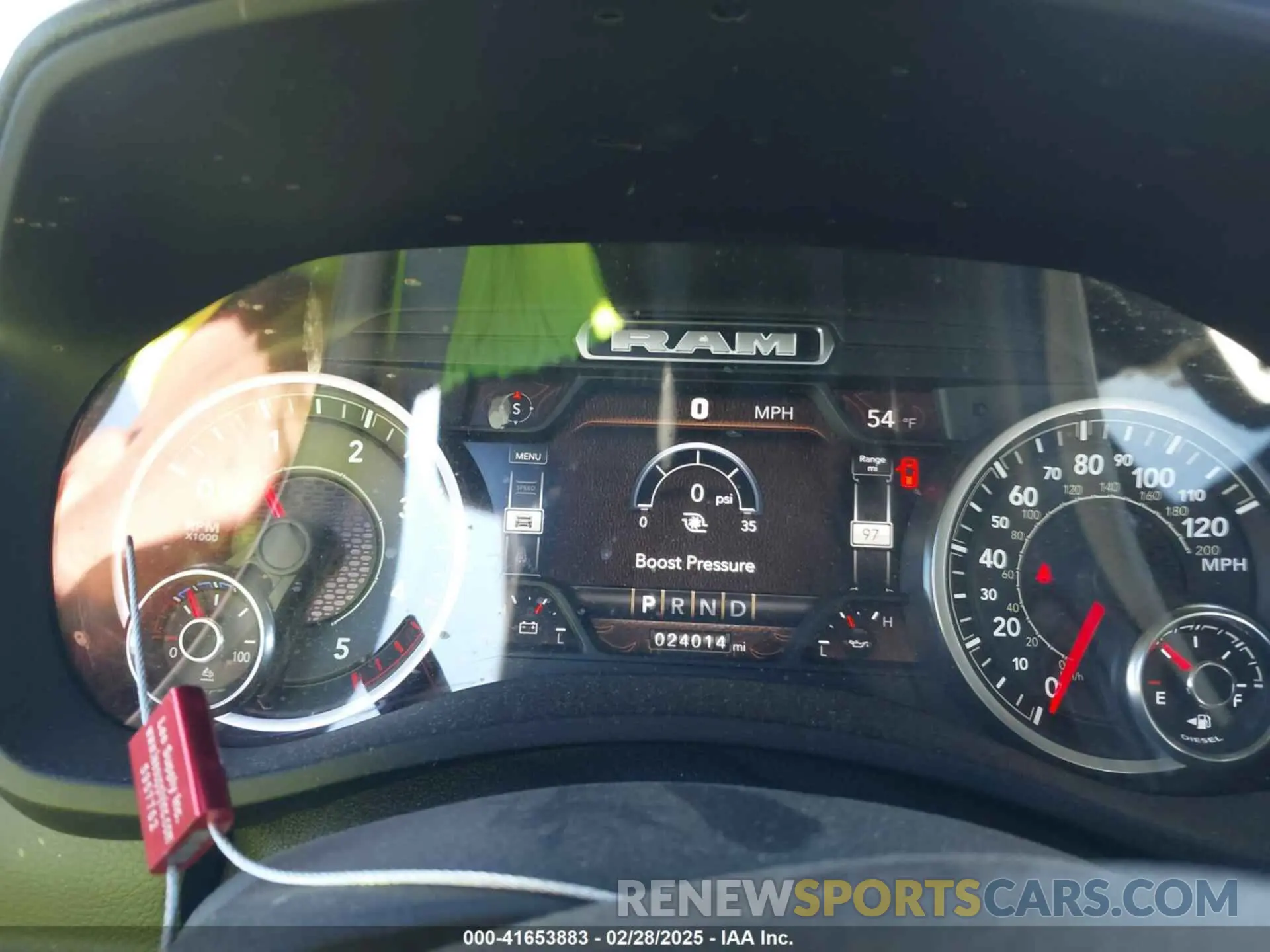 7 fotografías del automóvil dañado 3C6UR5FL1NG229500 RAM 2500 2022
