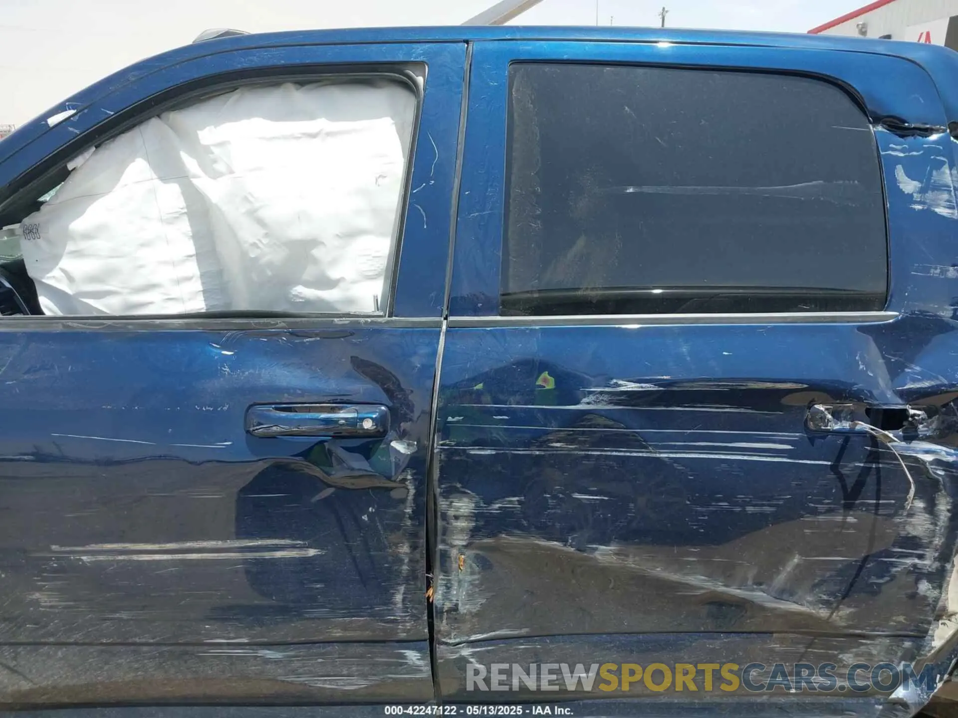 15 fotografías del automóvil dañado 3C6UR5FL1NG372673 RAM 2500 2022