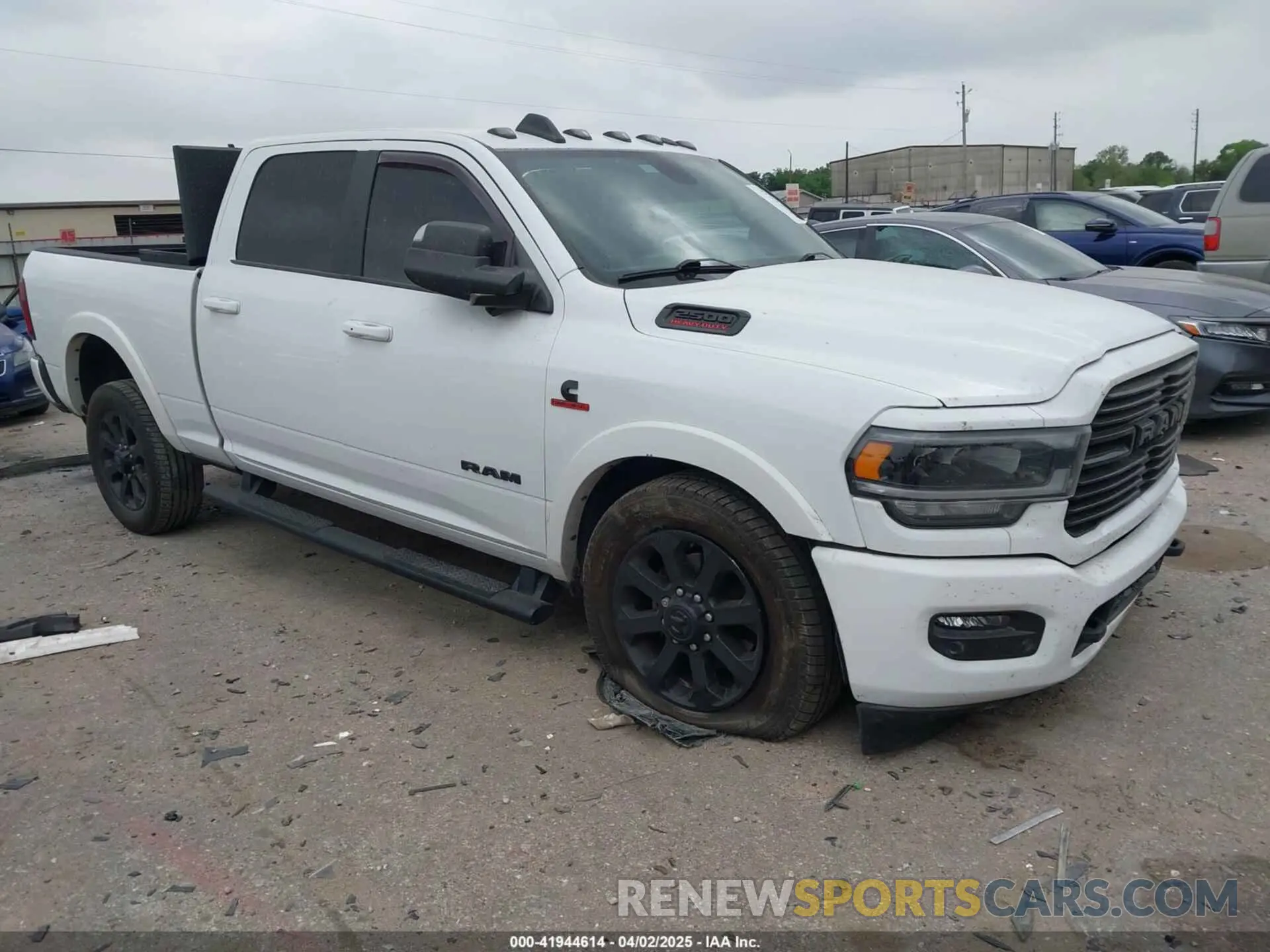 1 fotografías del automóvil dañado 3C6UR5FL4NG281929 RAM 2500 2022