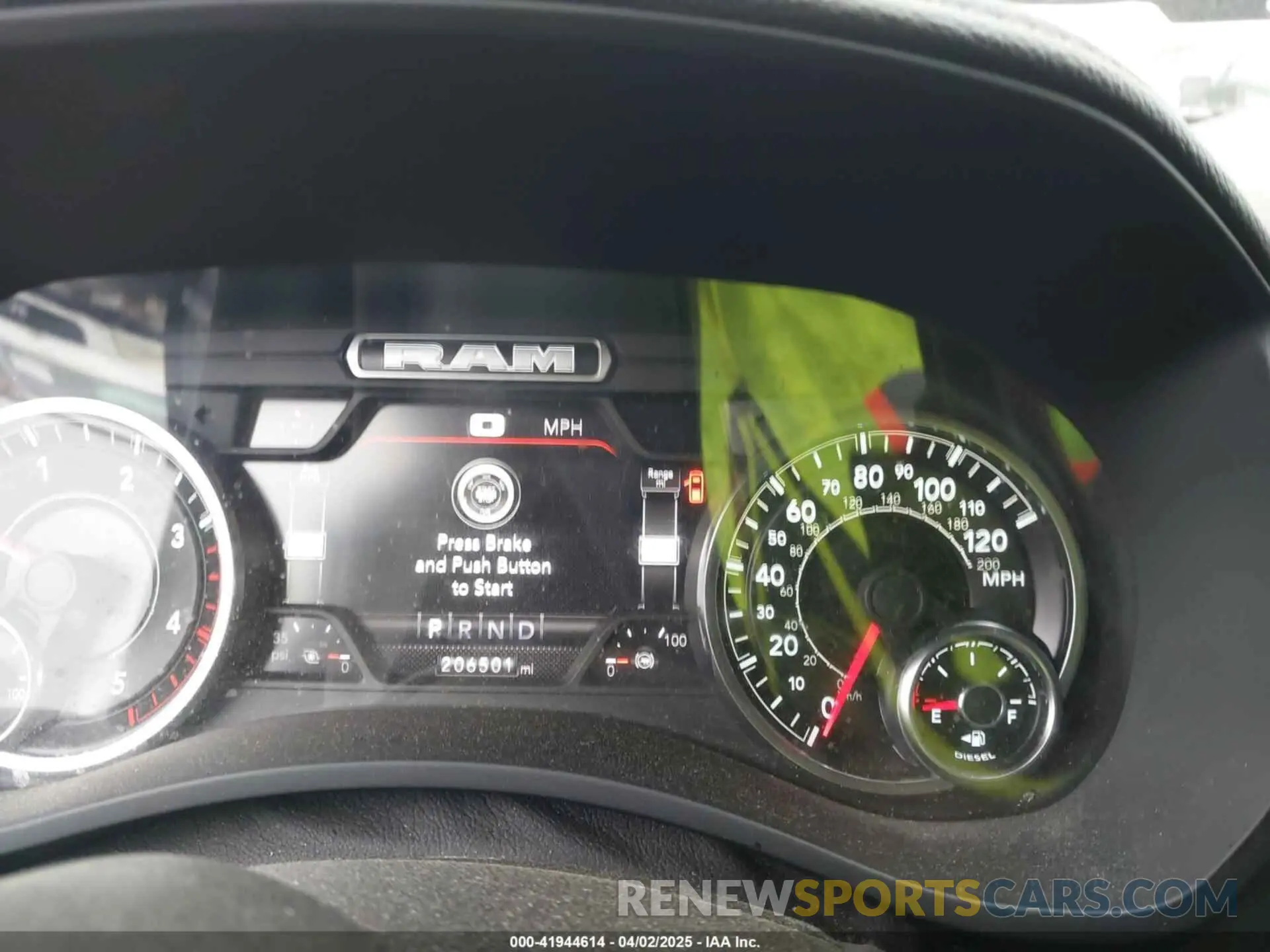 7 fotografías del automóvil dañado 3C6UR5FL4NG281929 RAM 2500 2022